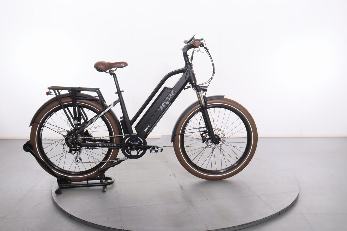 magnum ui5 electric bicycle Certified Metro X e-bike Spring 2025 côte&ciel | Sava S Color:Classic Sucker