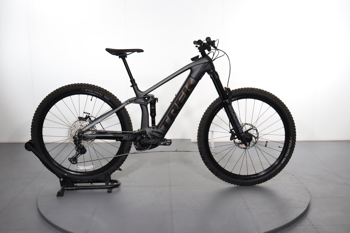 E Bike Trek Rail Vs Specialized Turbo Levo Trek Rail Gen E-bike