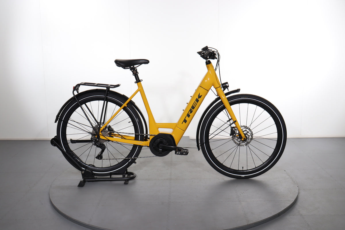 TREK - 大特価‼️トレック　eBIKE Verve+ Trek Verve+ 1 Lowstep LT – Two Wheels One Planet