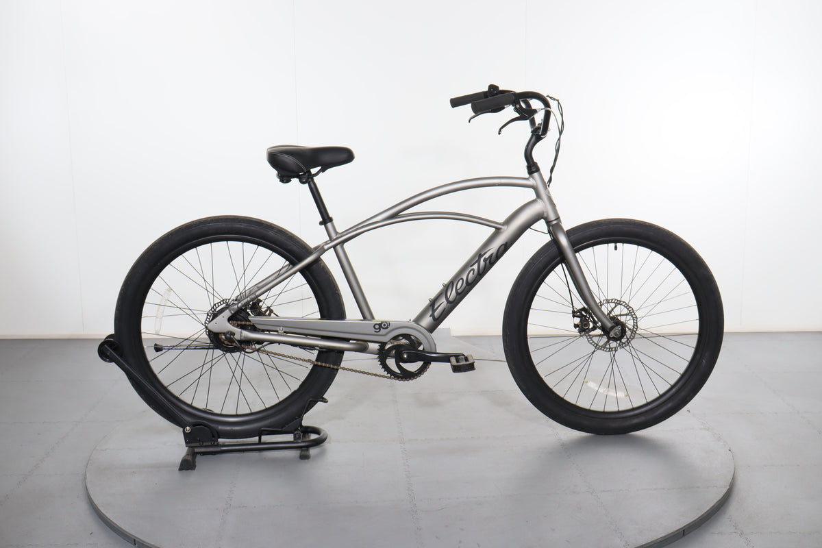 Certified Electra Cruiser Go! e-bike Certified Electra Cruiser Go! e-bike