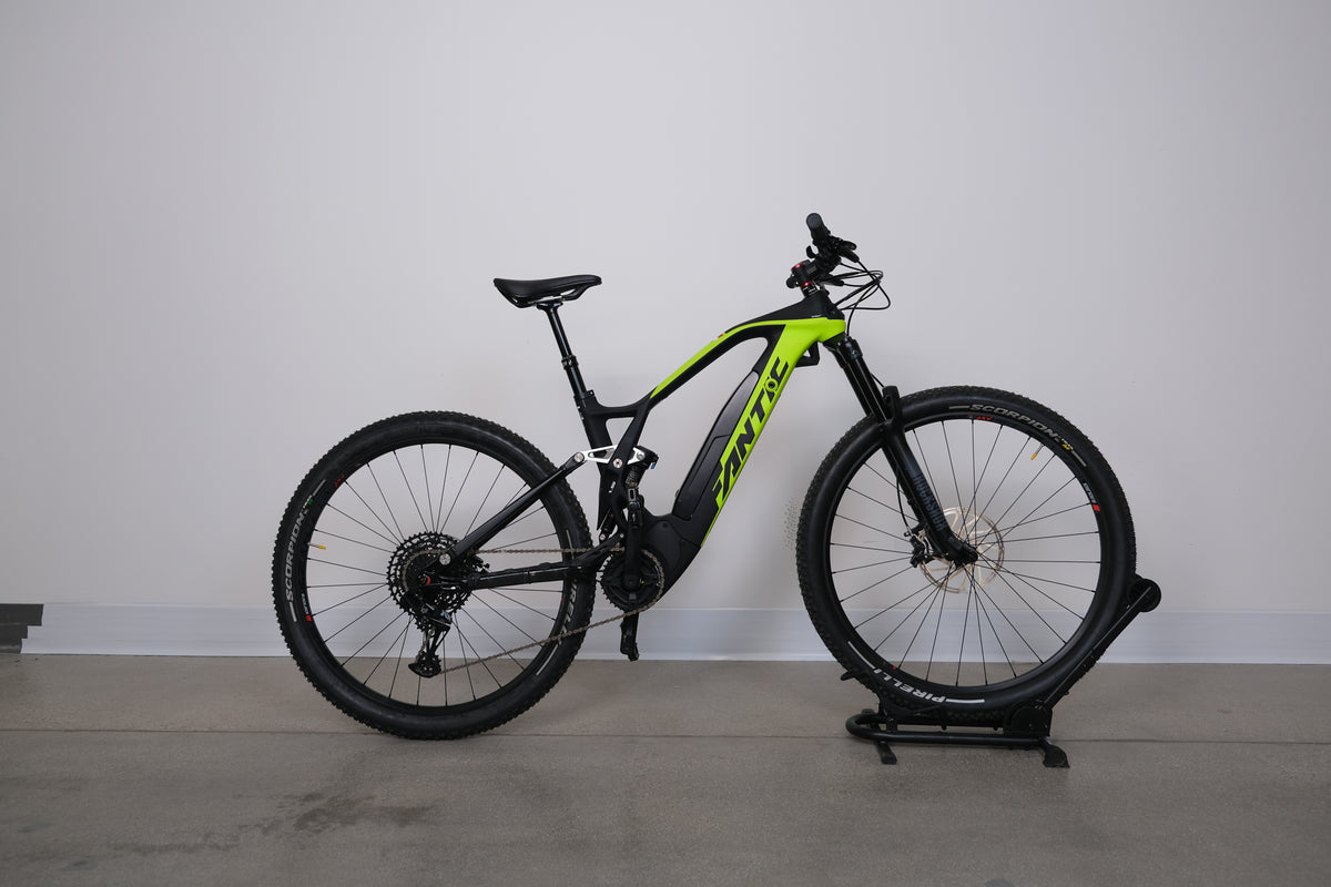Certified Fantic XTF 1.5 Carbon e-bike | Upway