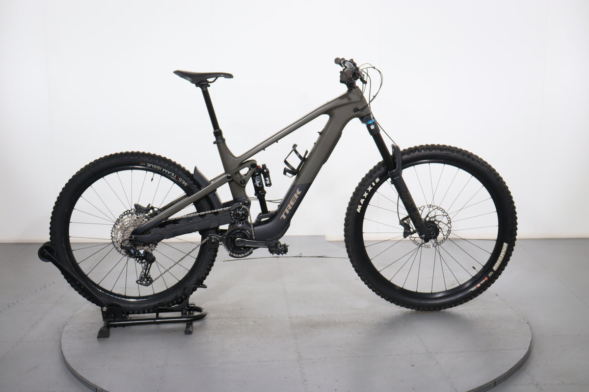 Certified Trek Slash+ 9.7 e-bike | Upway