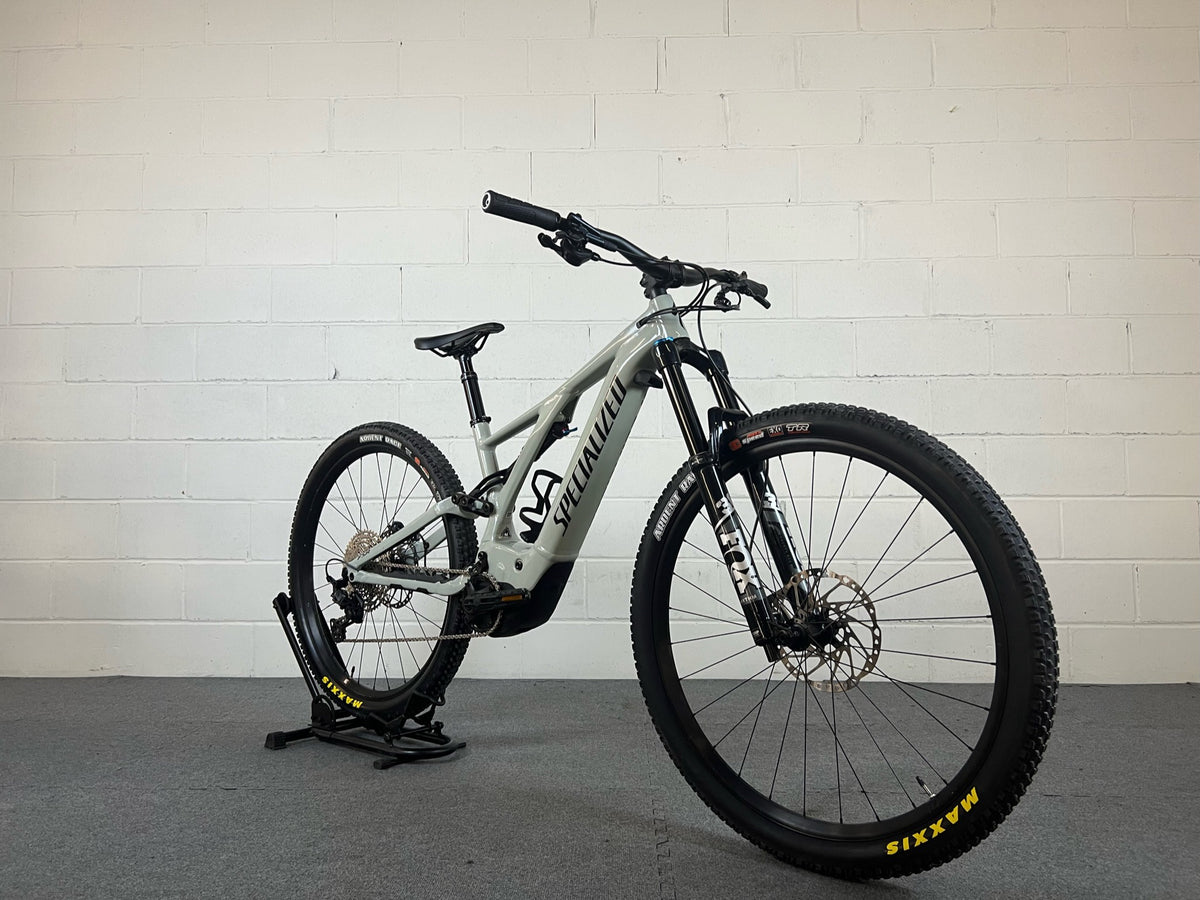 Specialized turbo levo comp spruce hot sale