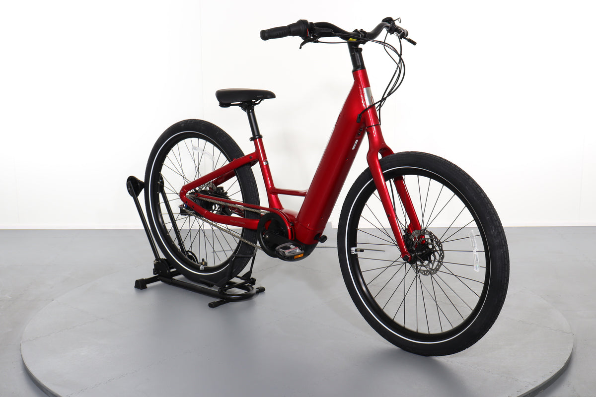 Momentum Vida E Low Step e bike refurbished Upway