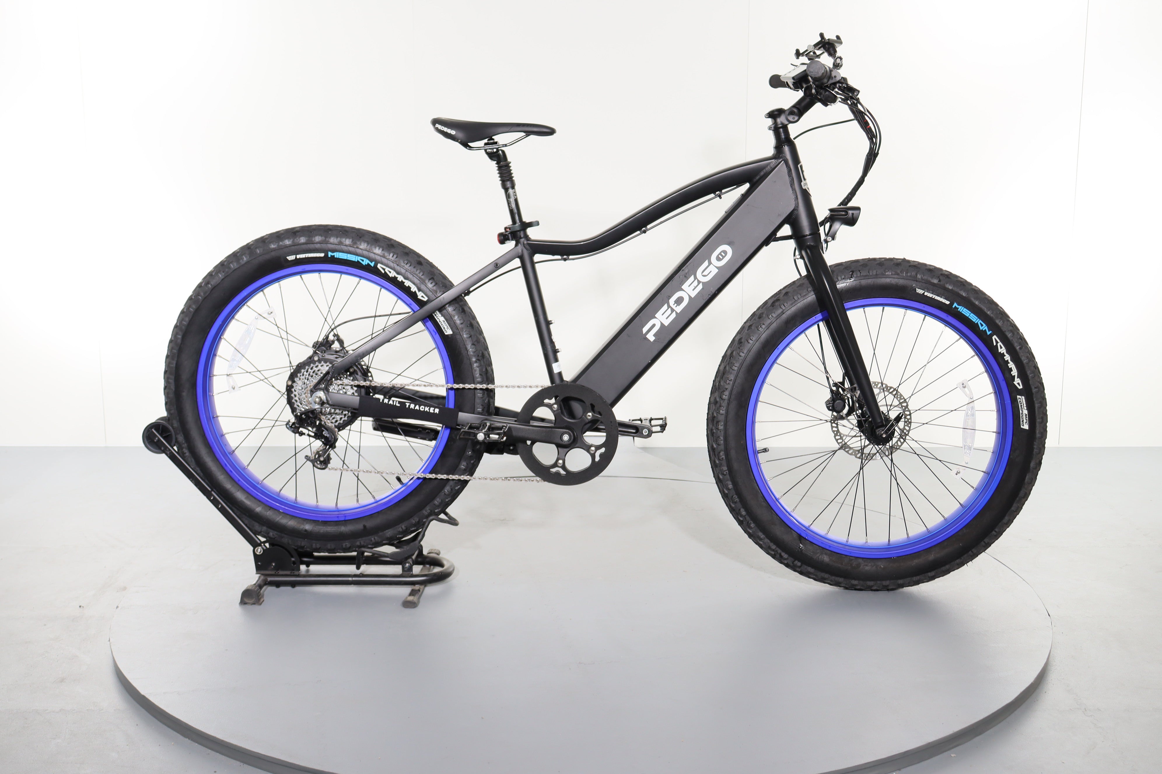 tracker electric bicycle Pedego Bikes The Tracker is your ultimate adventure companion 48 VOLT Tracker Classic