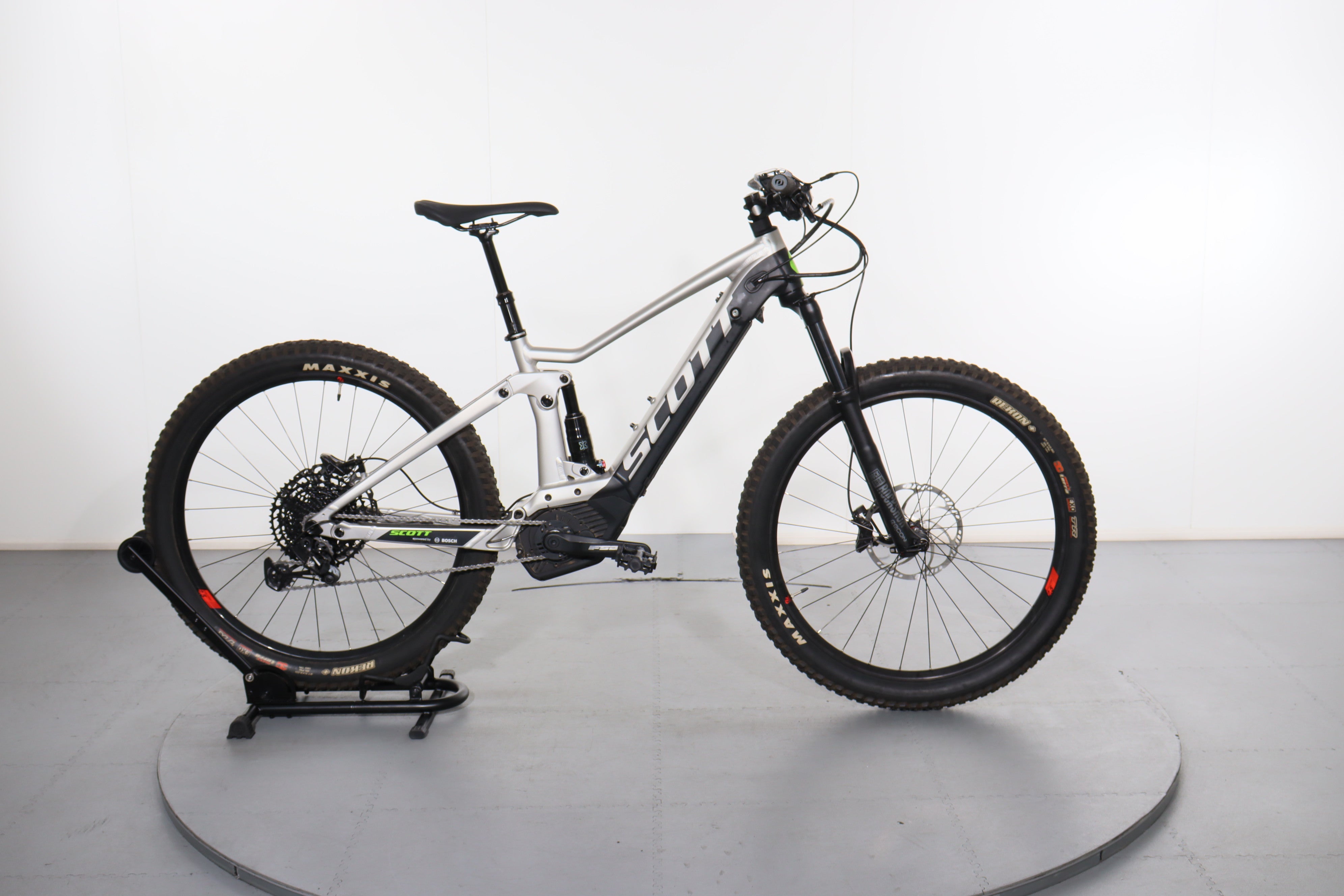 Scott Spark Scott Strike Eride 730 2019 Scott Strike Eride 720