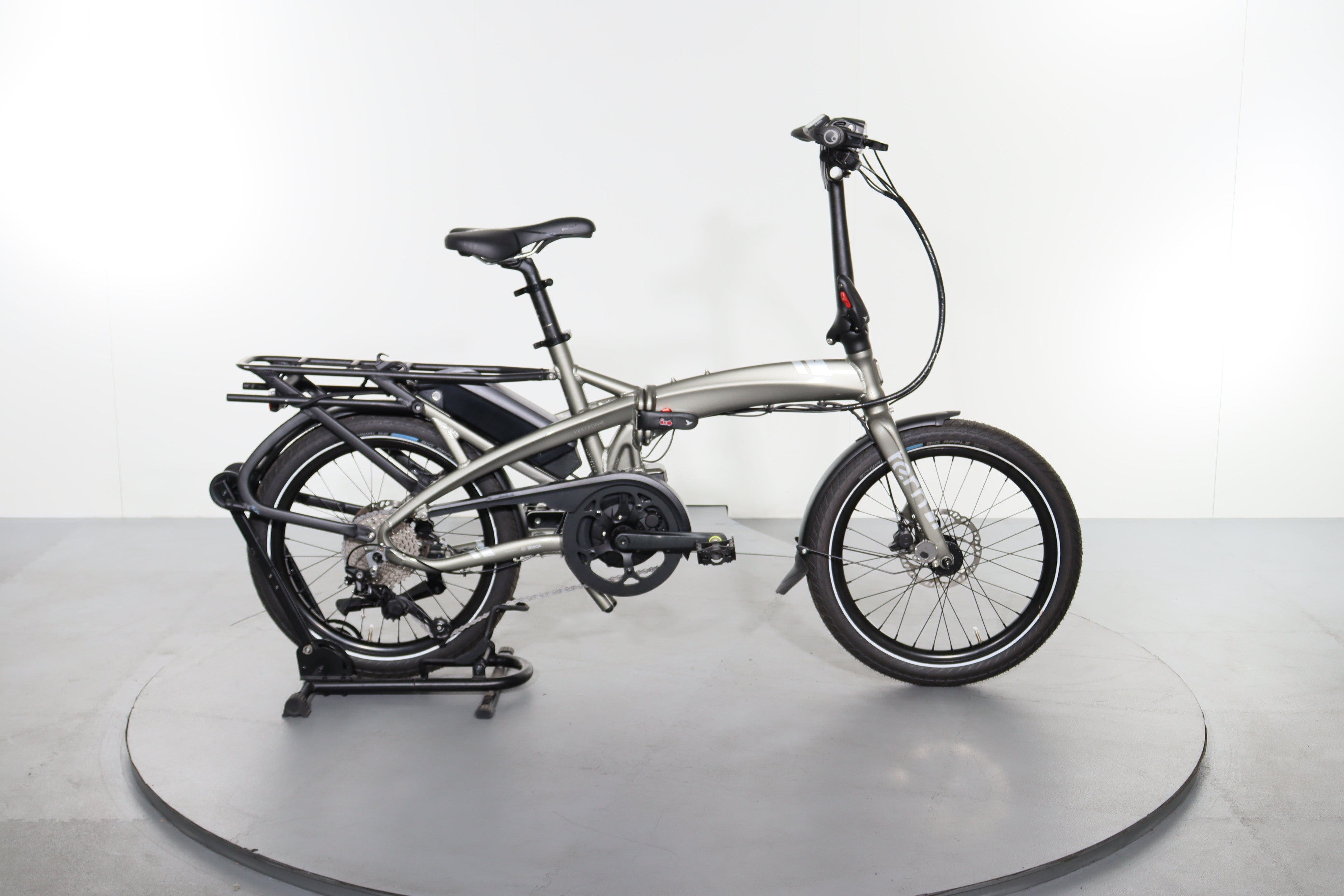 Certified Tern Vektron S10 e-bike | Upway