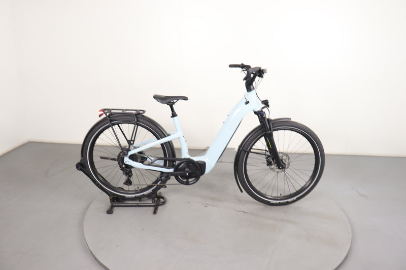 specialized como electric bicycle Certified Turbo 4.0 e-bike seamlessly integrating with the CurrentLine Color:Opening Night/Limetreuse Tail Williamson Lures Rigged Dorado