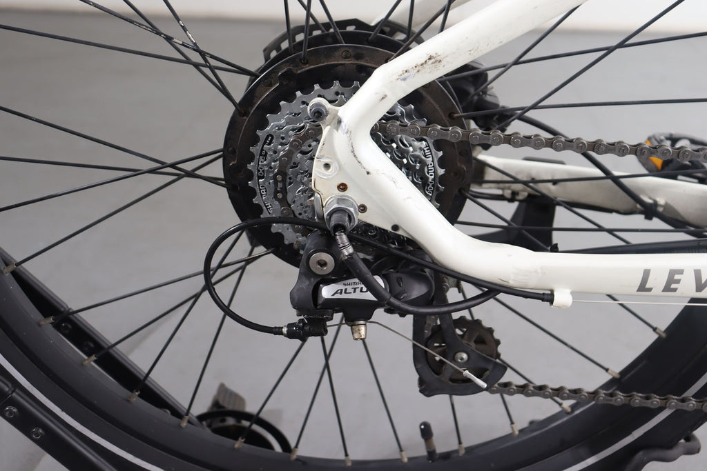 Aventon Level.2 #17 details