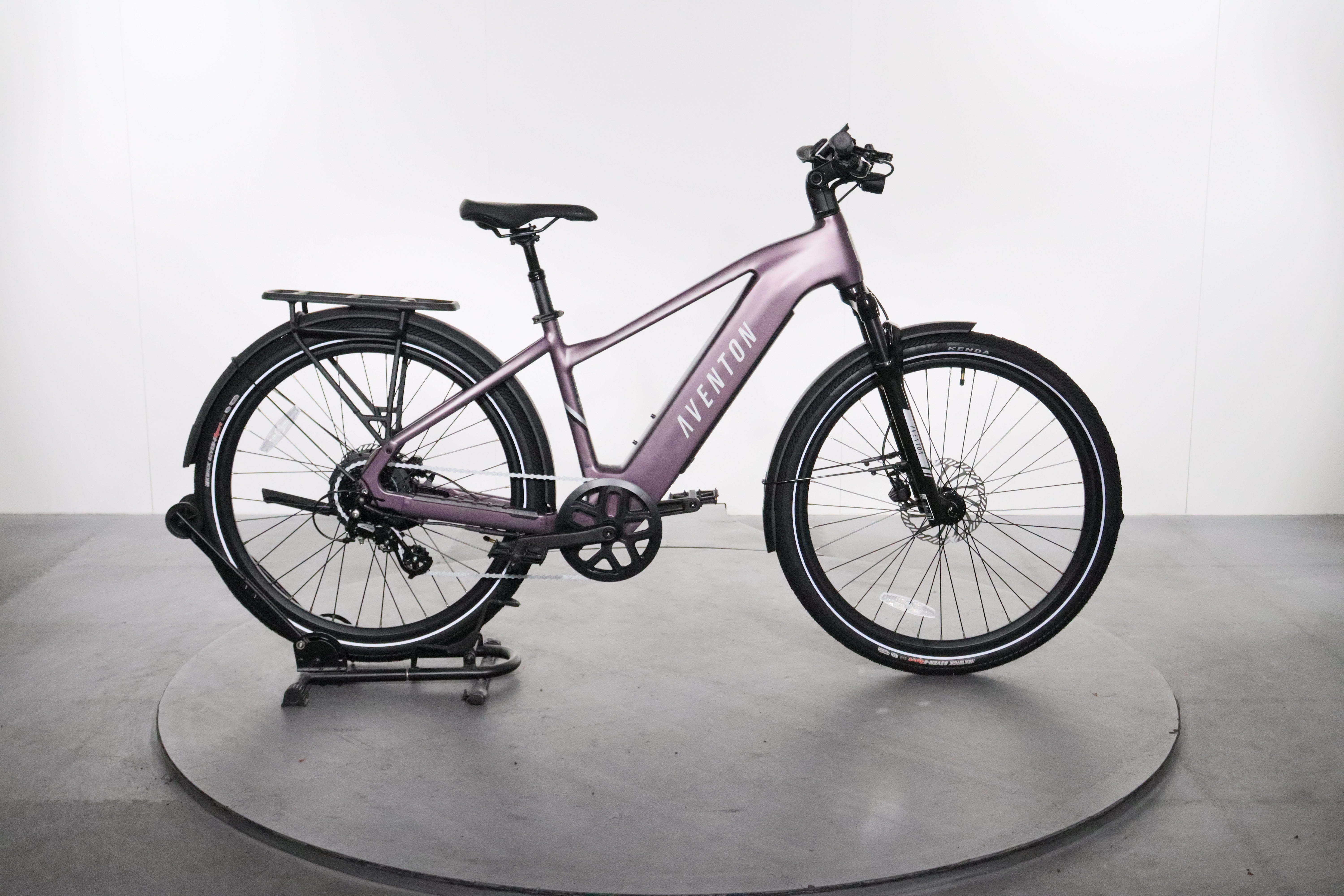 aventon electric bicycles Certified Level 3 e-bike outdoor Manhattan Trike Steel 7 performance cycles Size:L | 5'7