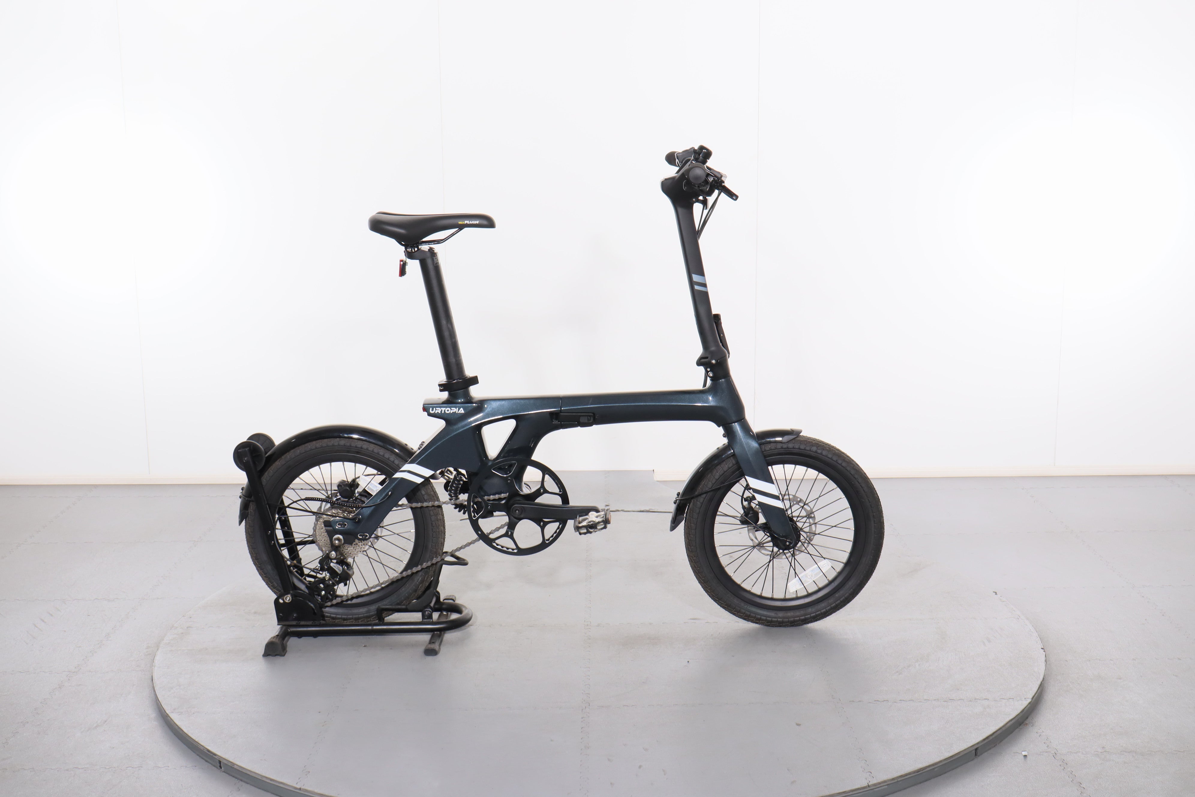 Certified Urtopia Carbon Fold 1 e-bike | Upway