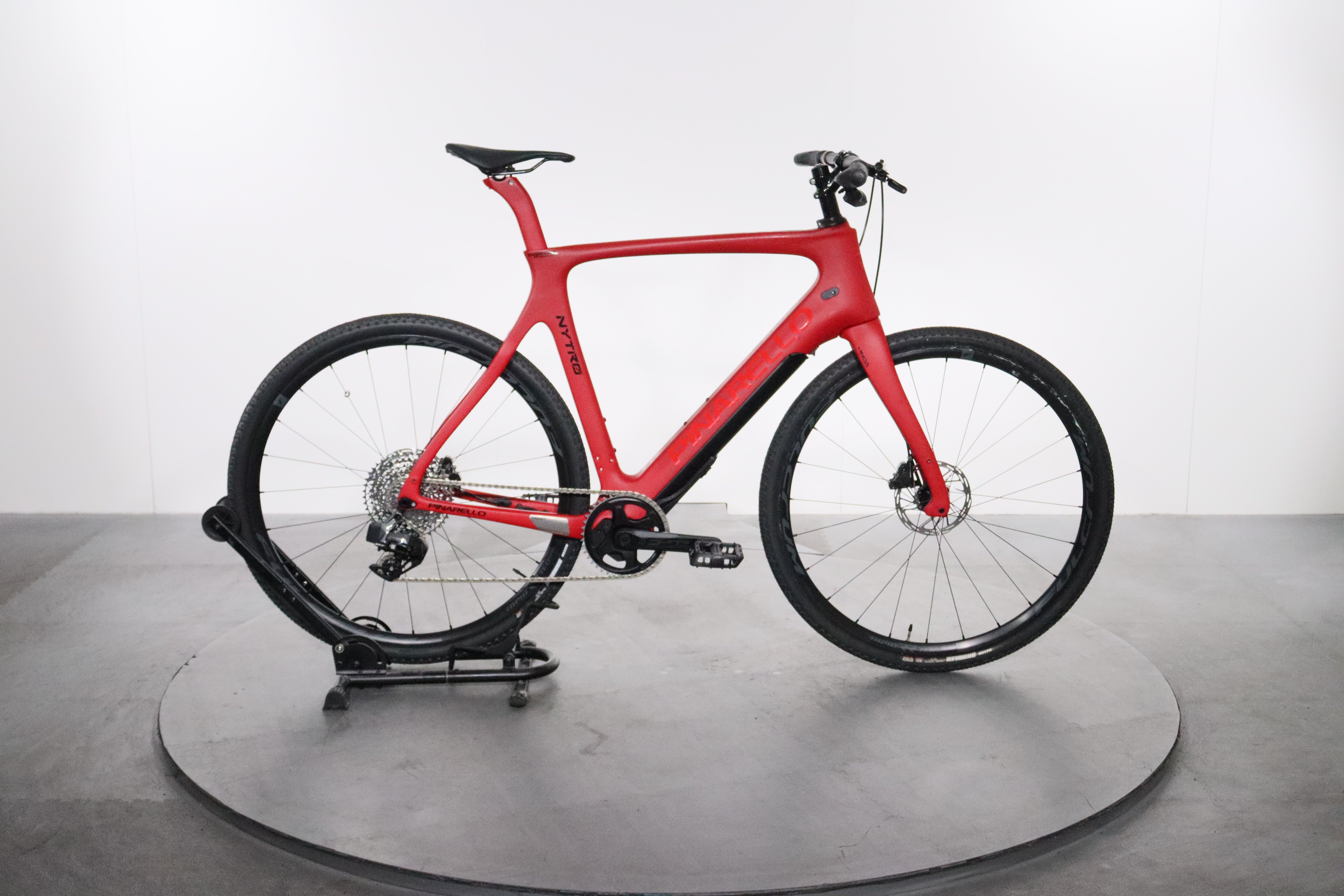 Certified Pinarello Nytro Gravel Rival AXS e-bike | Upway