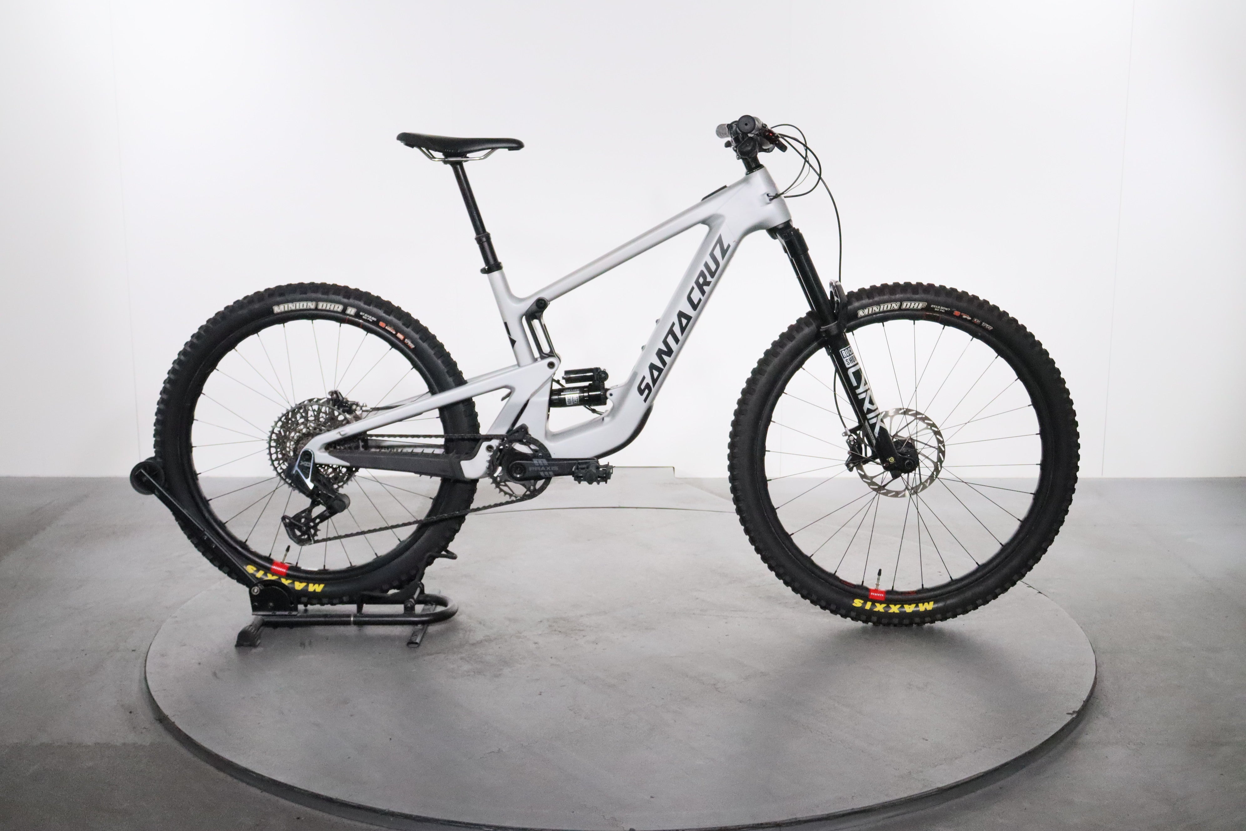 Certified Santa Cruz Heckler SL e-bike | Upway