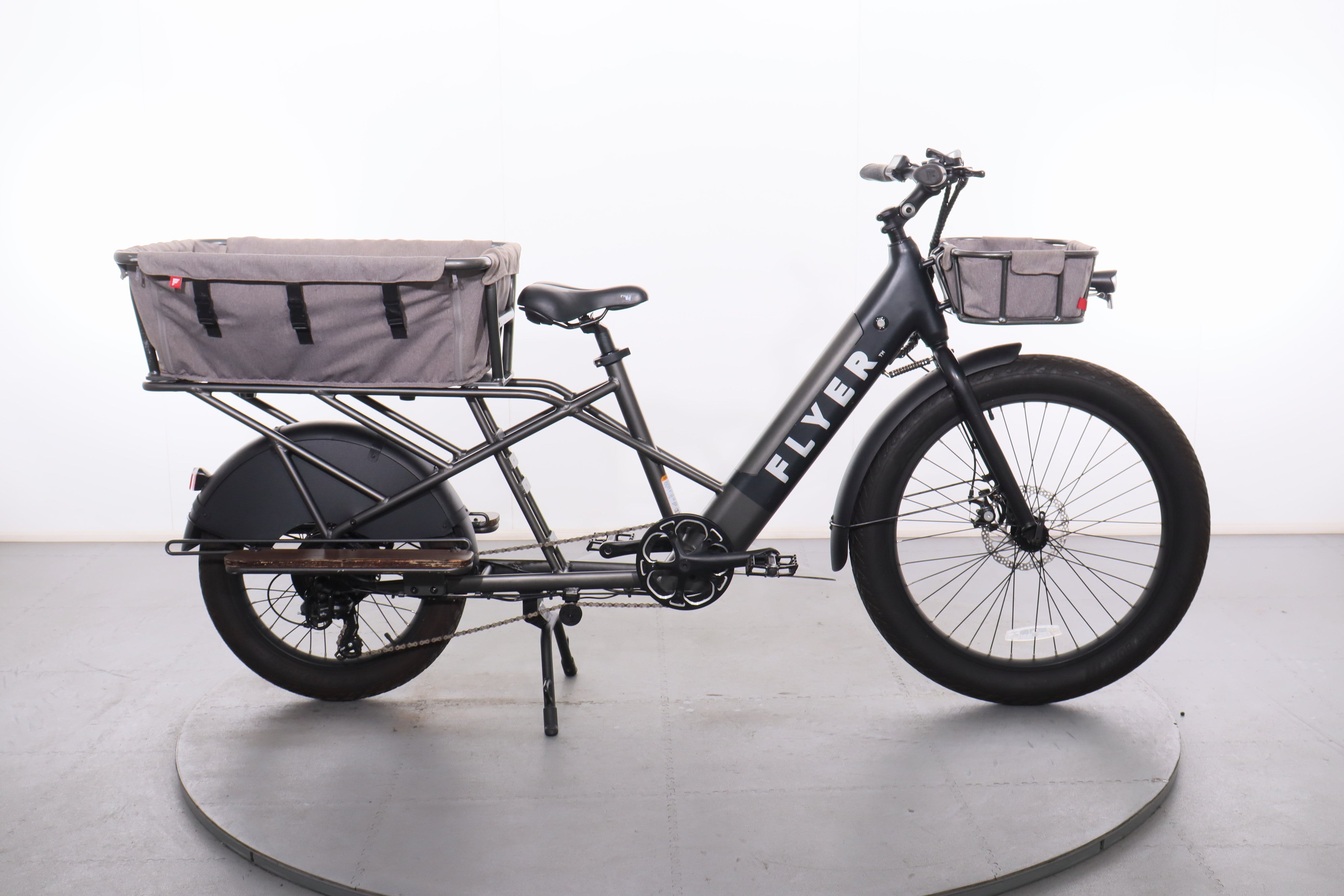 Certified Flyer L885 e-bike | Upway