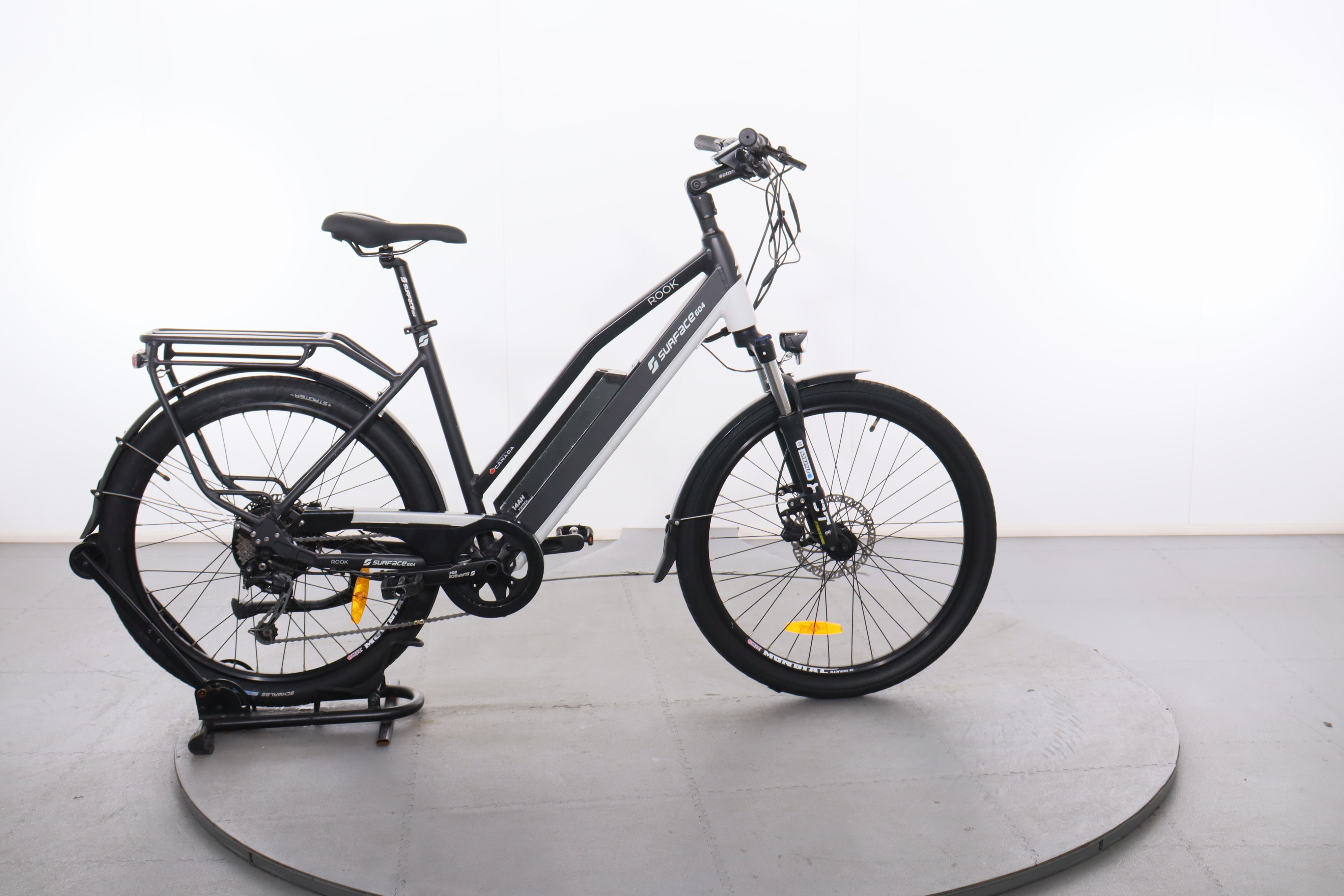 Surface 604 500W Rook Electric Cruiser - Black - M/L