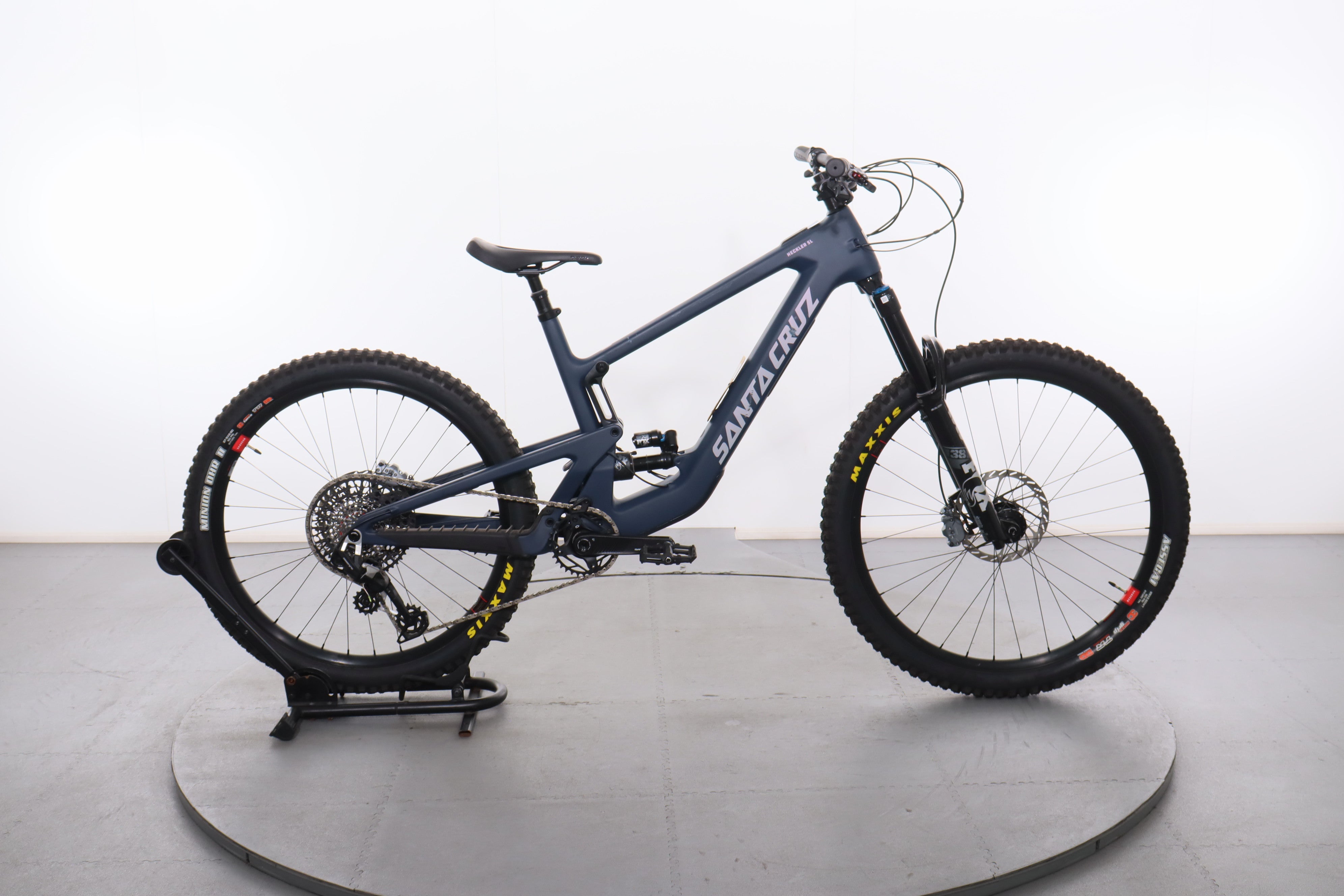 bike helmets santa cruz Heckler SL 1.1 C MX GX AXS The easily Bafang Front Hub E-Bike Equipment Mounting Helmet Color:Roarsome - Spike the Dinosaur