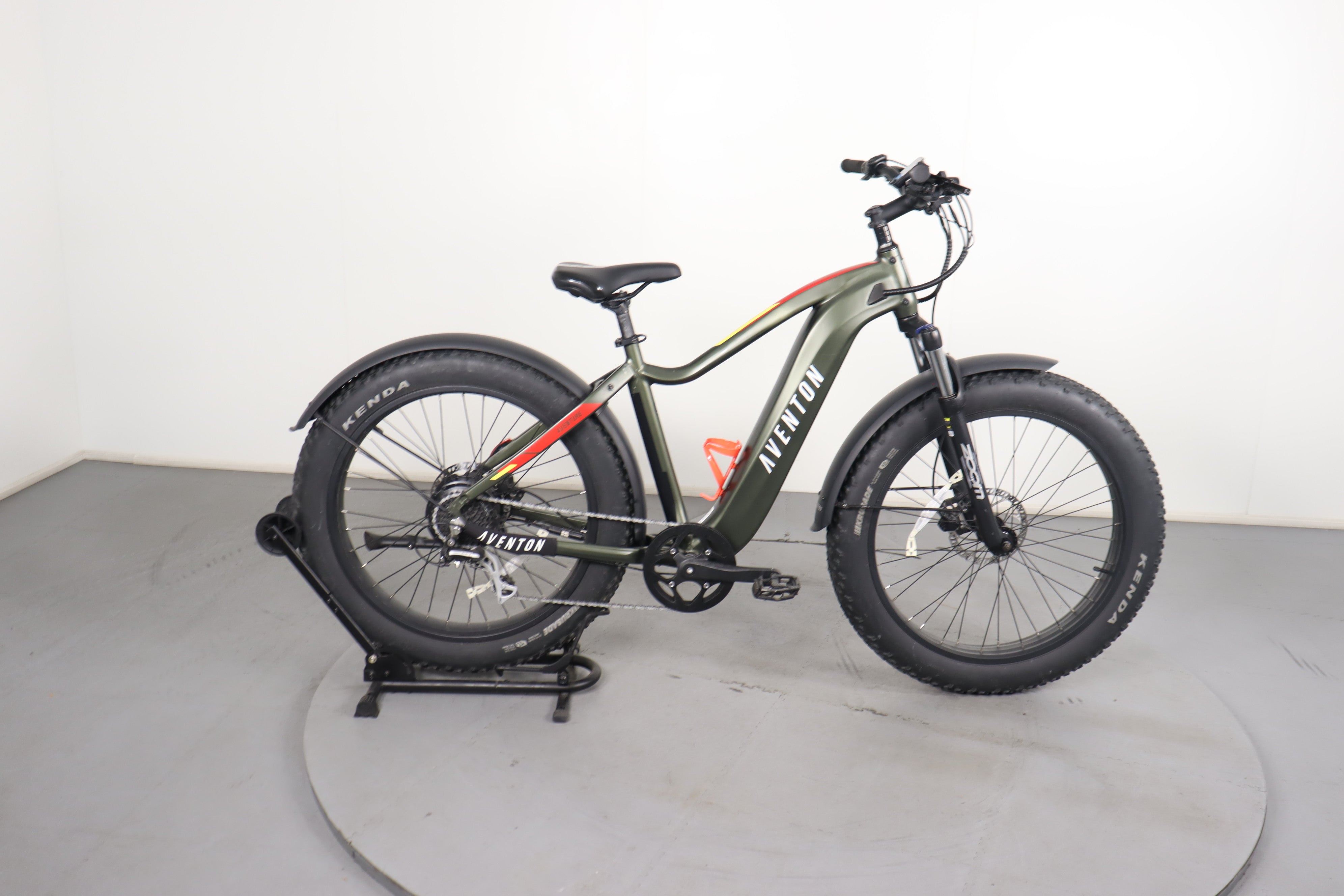 aventon electric bicycles 2021 Aventure Fat Bike Electric Bike L SOCAL SAND Phil&teds Snug™ Carrycot 2019+ Designed for performance and FISH:SAC-A-LAIT patagonia mlc