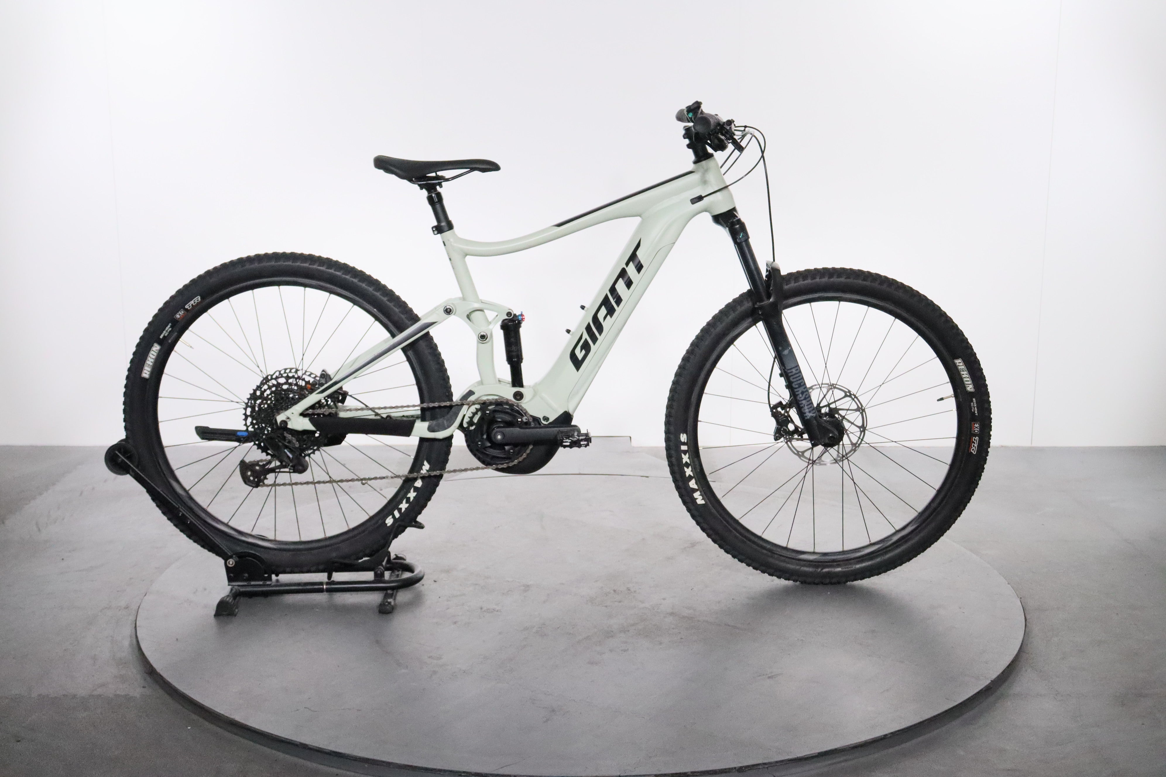 Certified Giant Stance E+ 1 e-bike | Upway