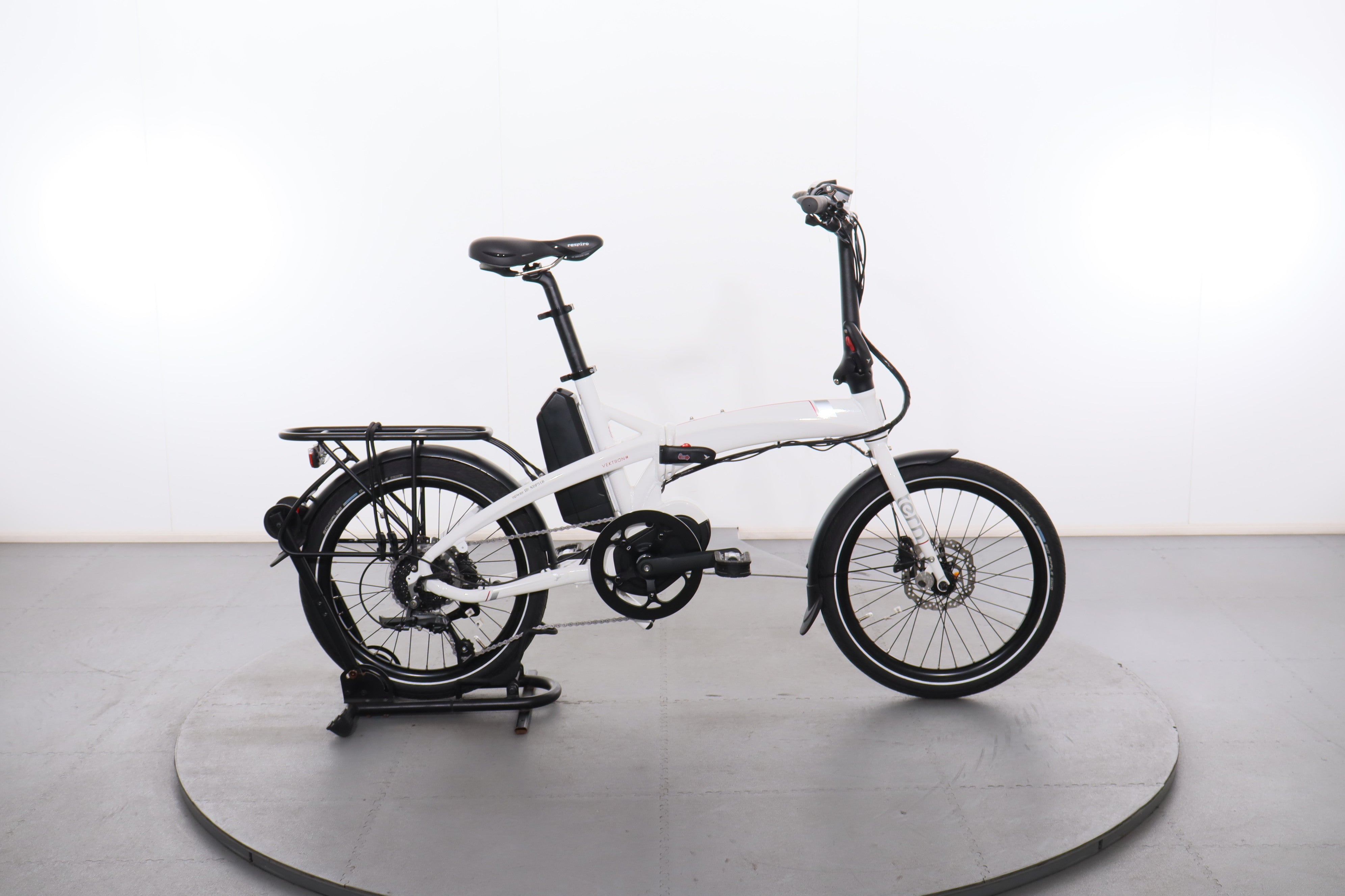 Tern Vektron D8