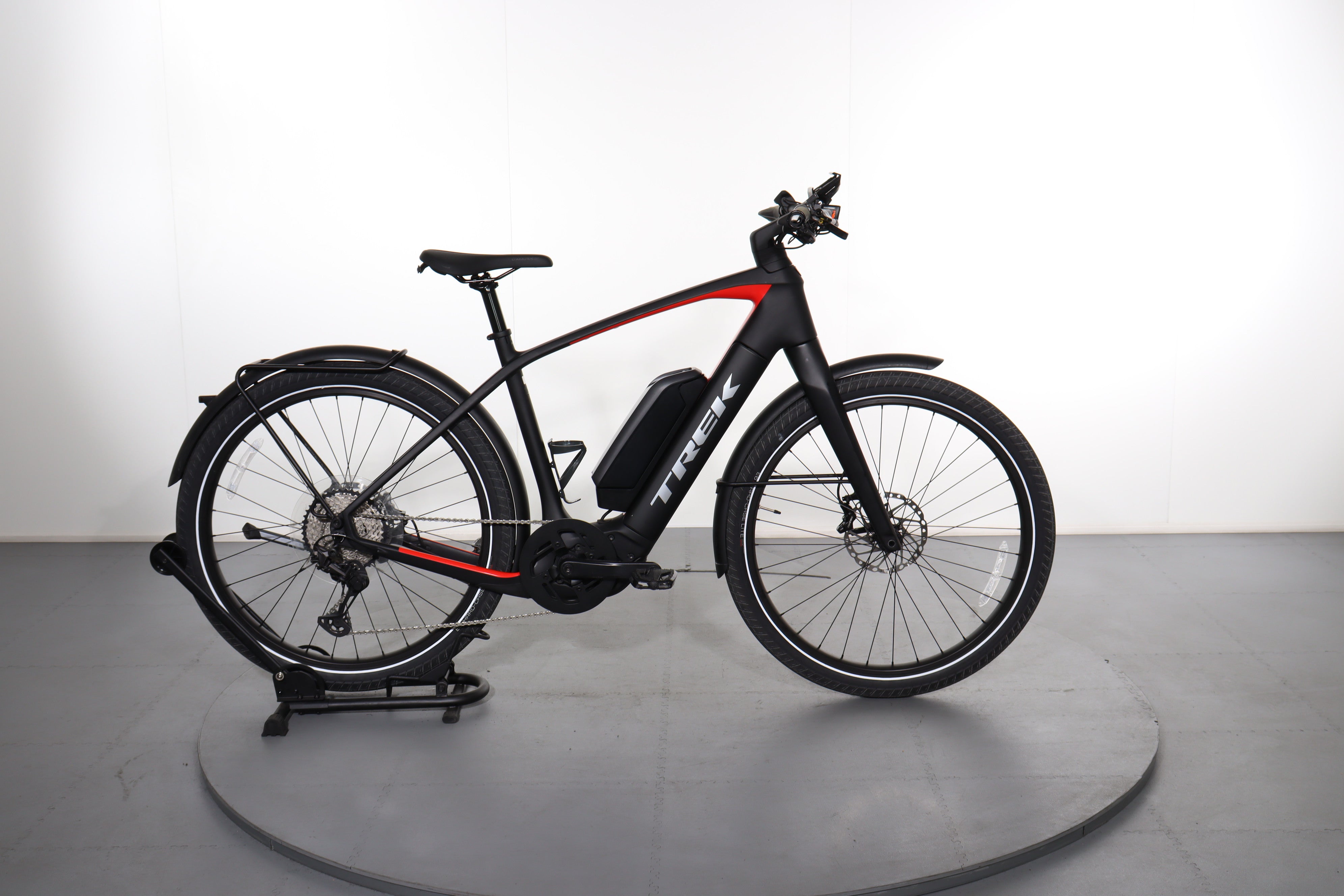 Trek Allant+ 9.9S e-bike refurbished | Upway