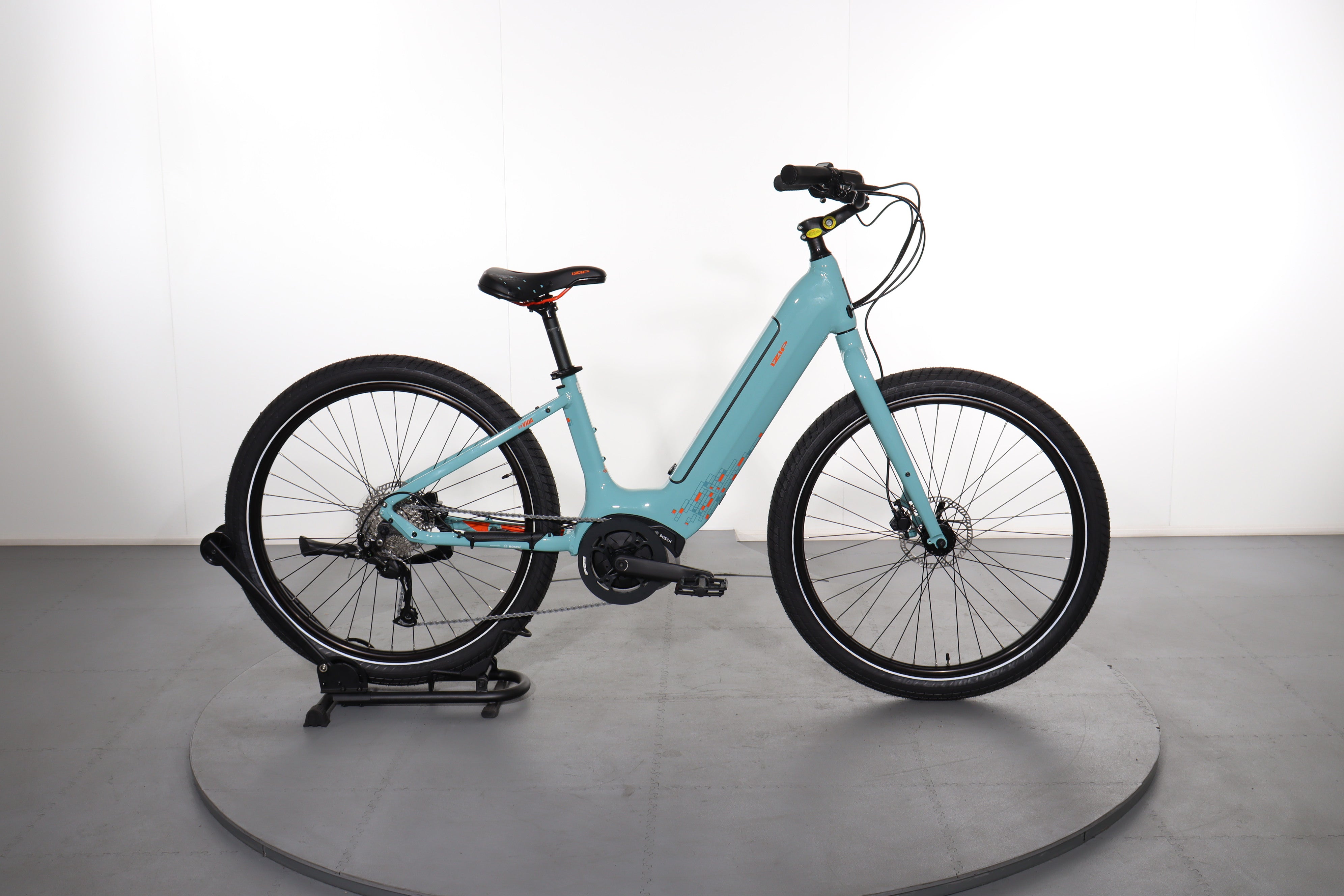 自転車本体 ipap Certified iZiP Vida e-bike | Upway