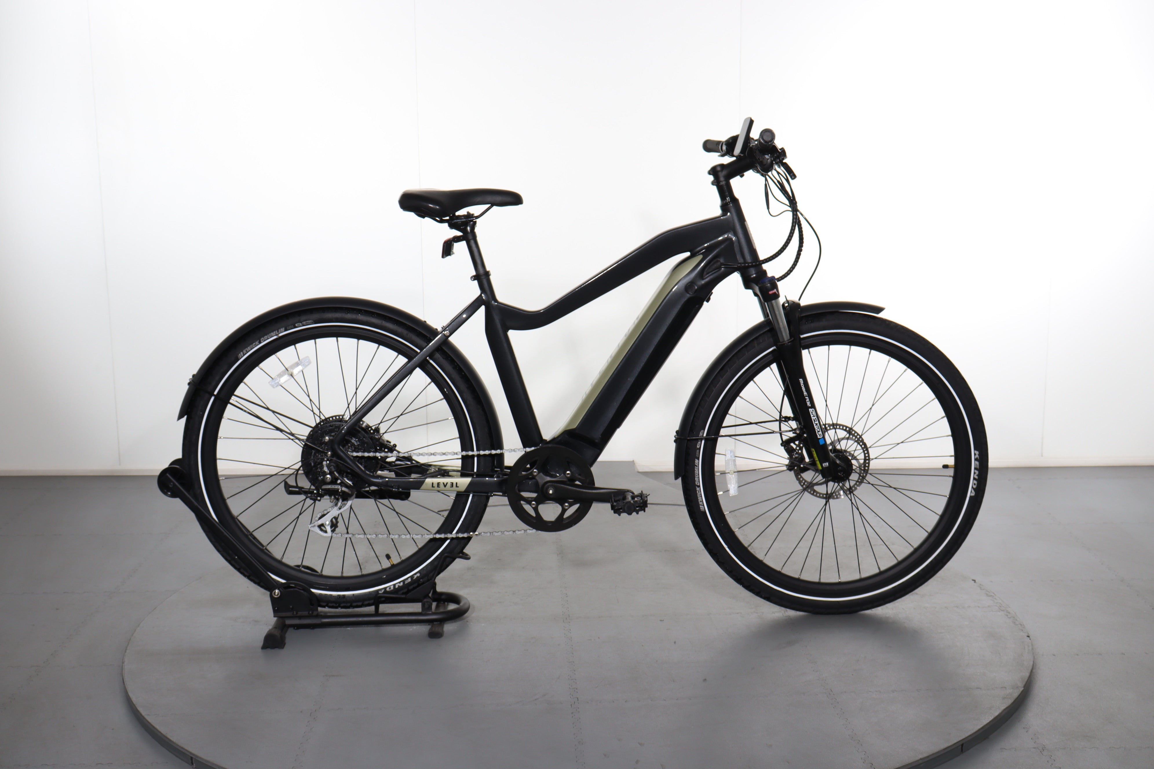 Aventon Level e-bike refurbished Upway