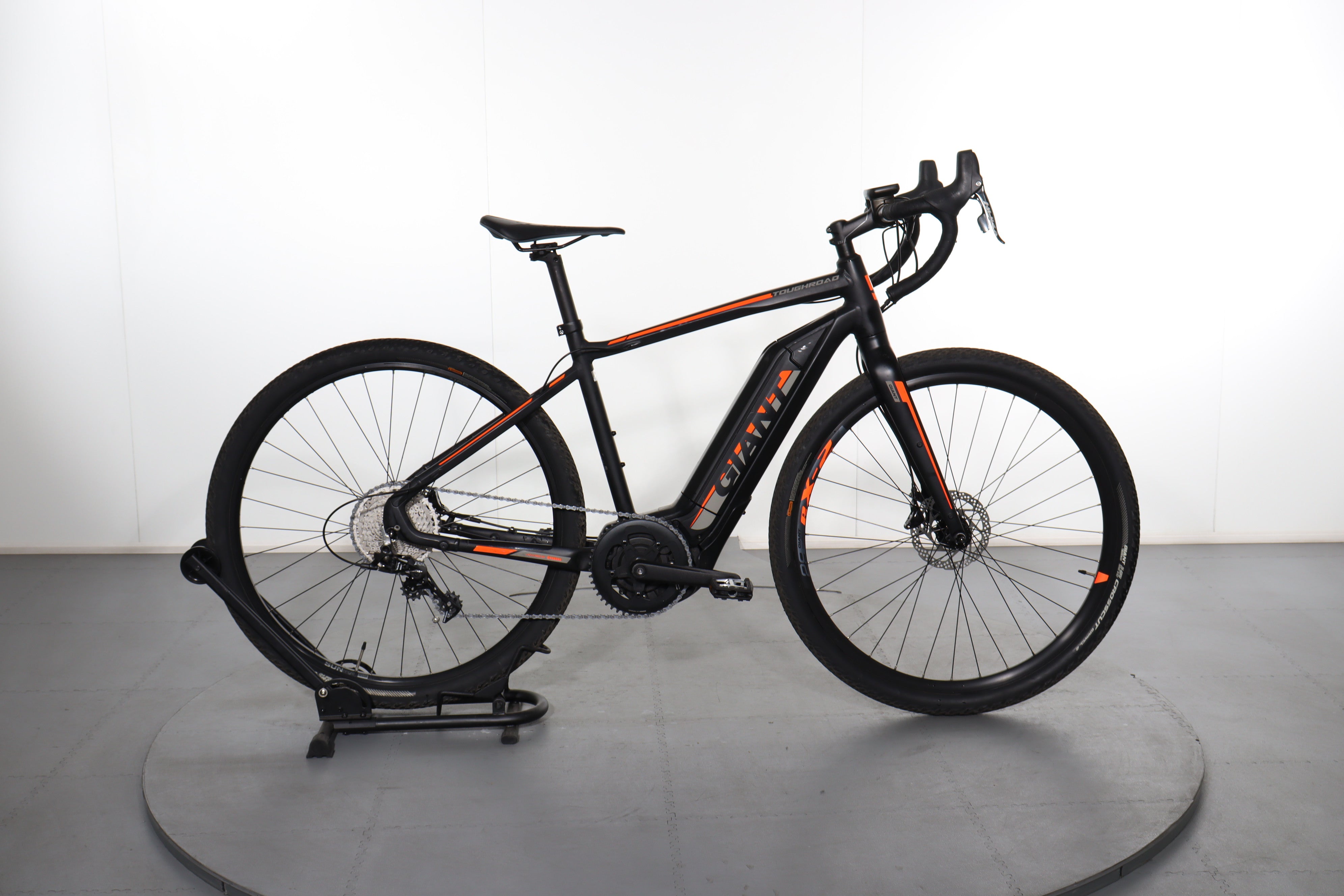 giant toughroad gravel bike 2018 Giant Toughroad E+ GX e-bike refurbished