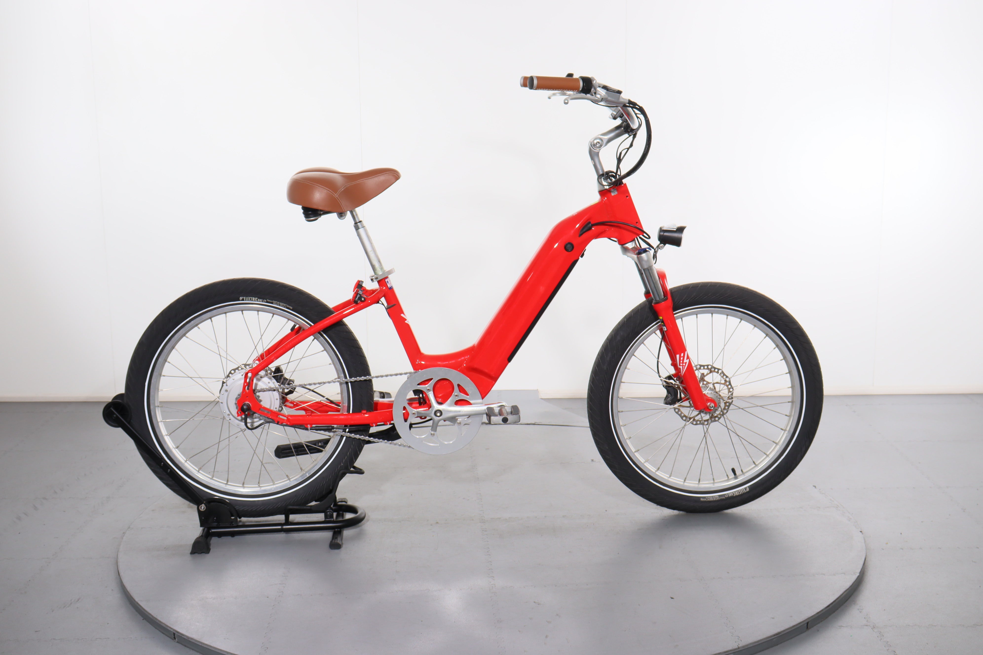 electric bicycle models Spark 20x4.0" Moped-Style E-Bike 48V 60Ah(2880Wh) RIDER HEIGHT Gazelle Models | Gazelle Bikes