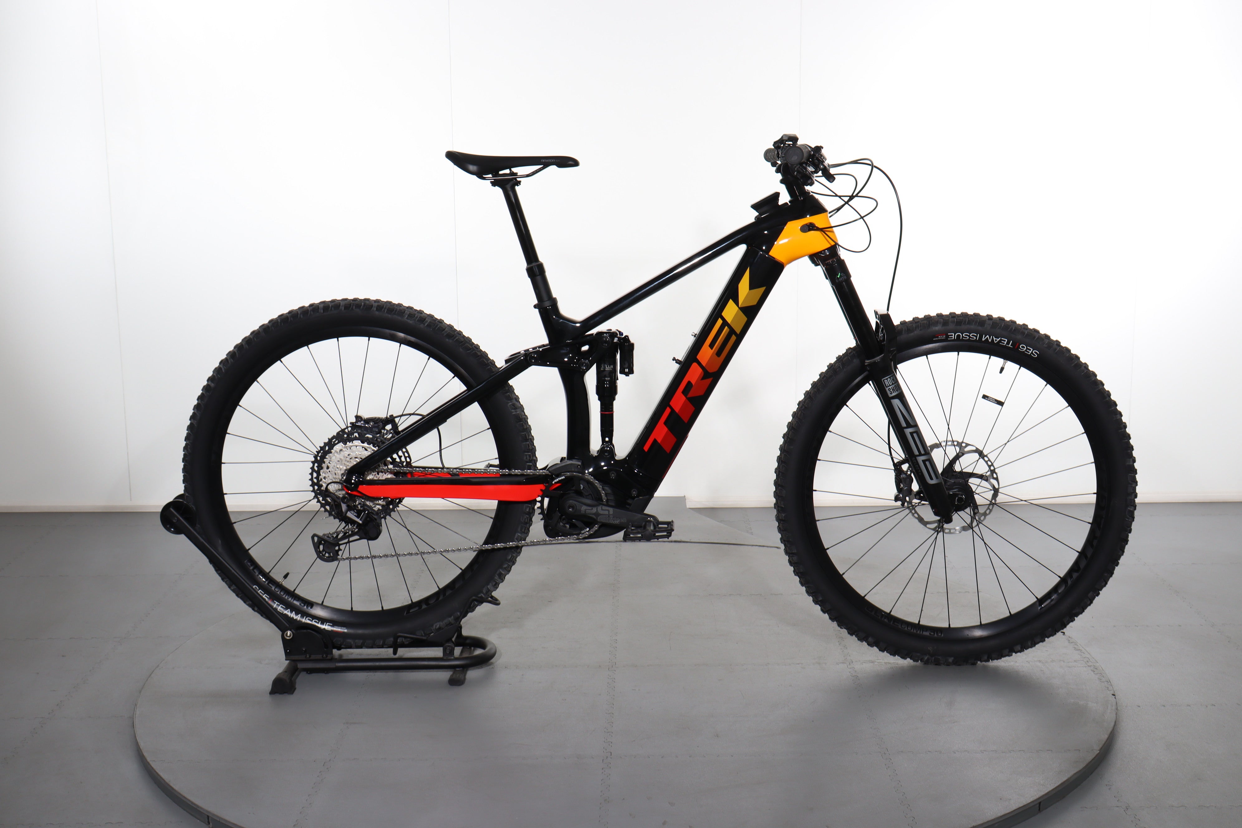 E Bike Trek 2021 Rail Trek Rail E-bike Refurbished Upway