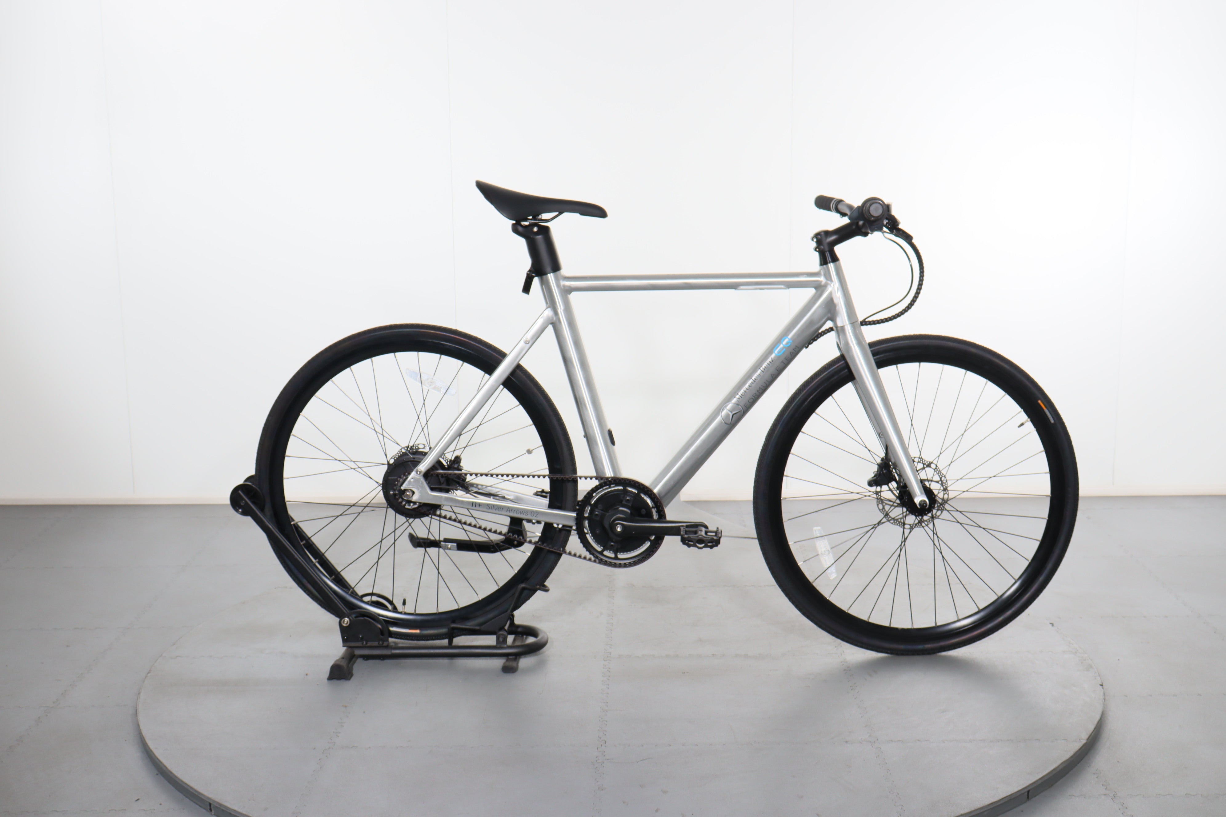 asfalt gt urban e bike Mercedes EQ Silver Arrows e-bike refurbished