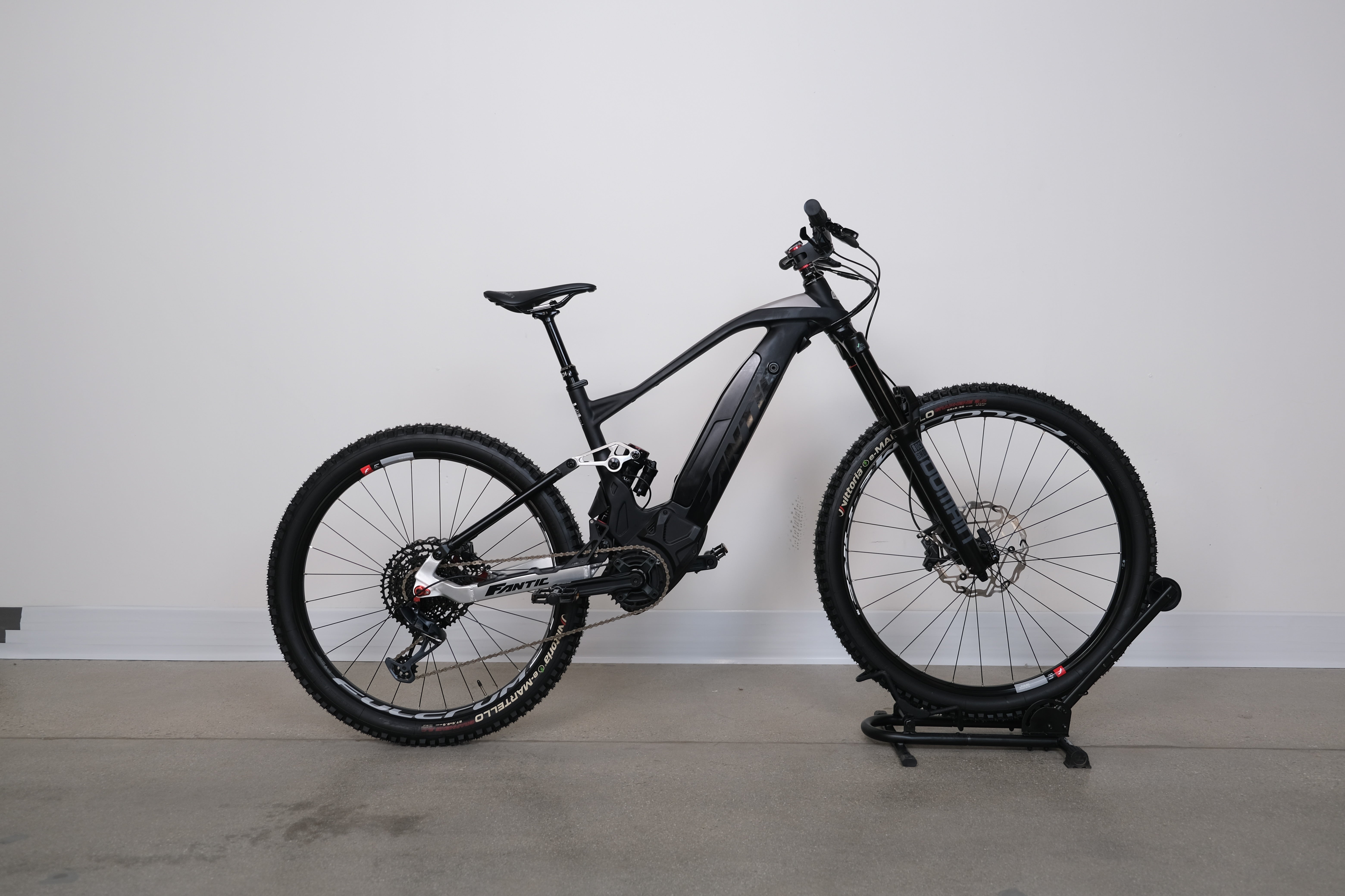 Certified Fantic XMF 1.7 Carbon e-bike | Upway