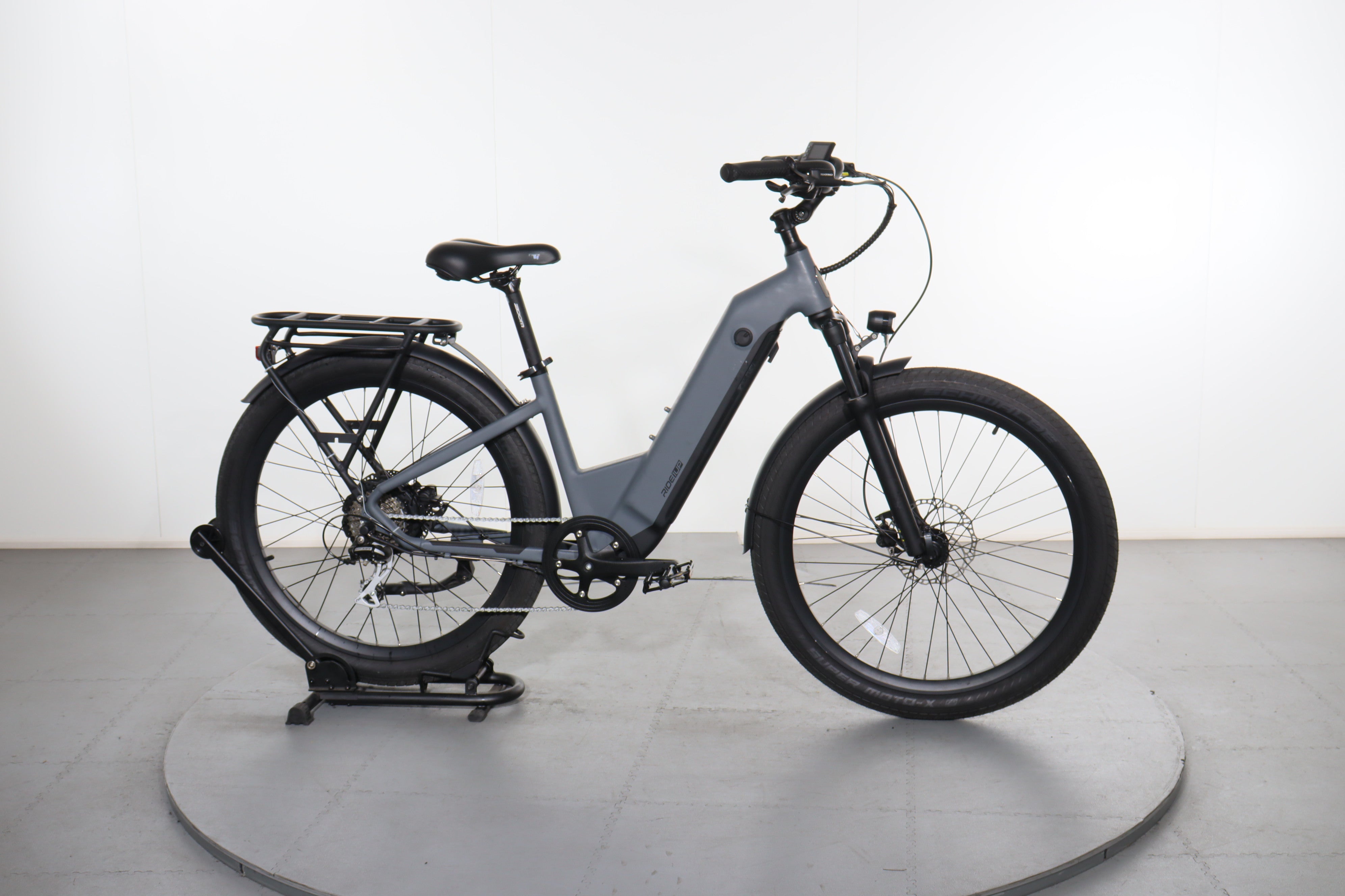 Ride1Up 700 Series e-bike refurbished