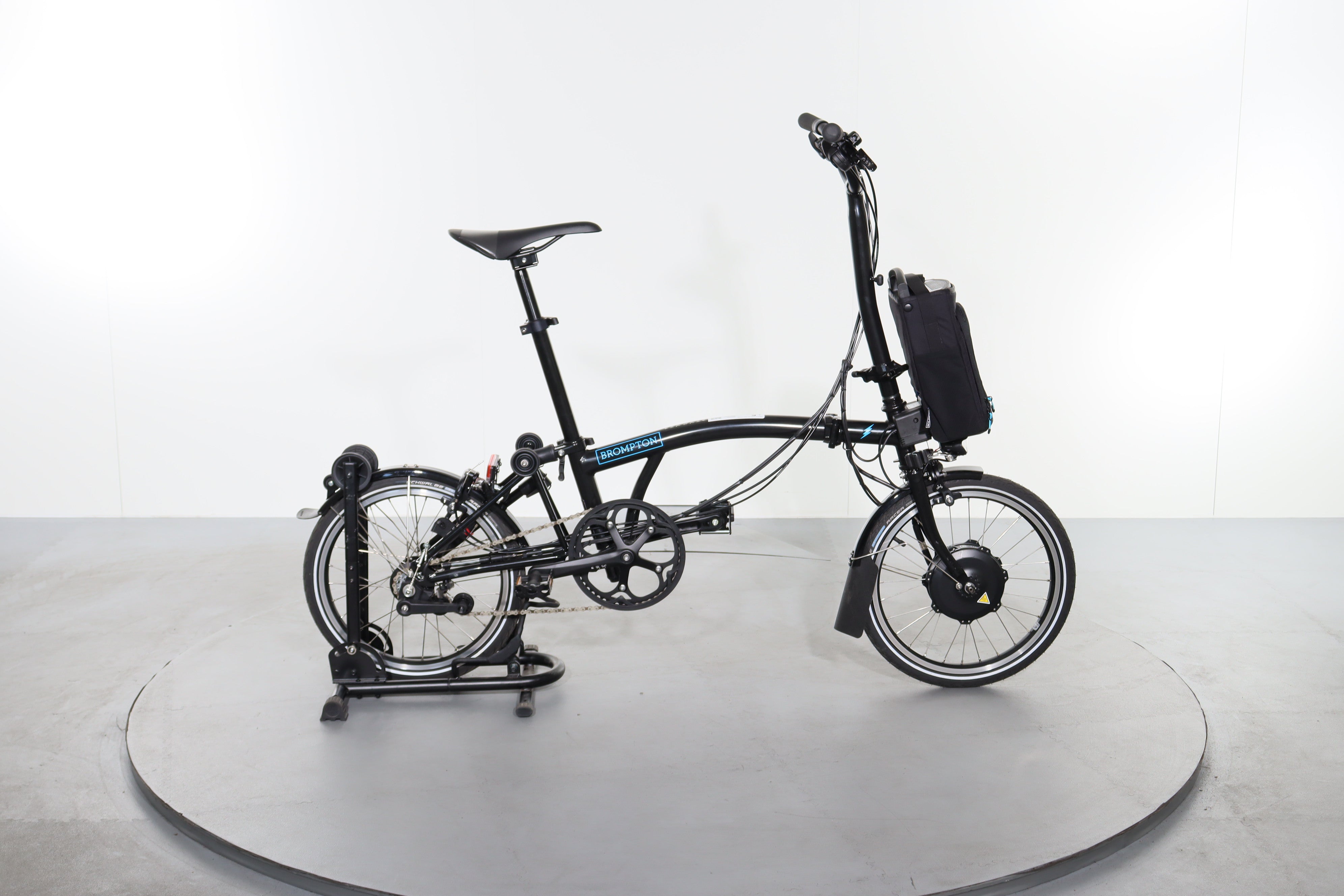 Certified Brompton Electric H6L e-bike Certified Brompton Electric H6L e-bike