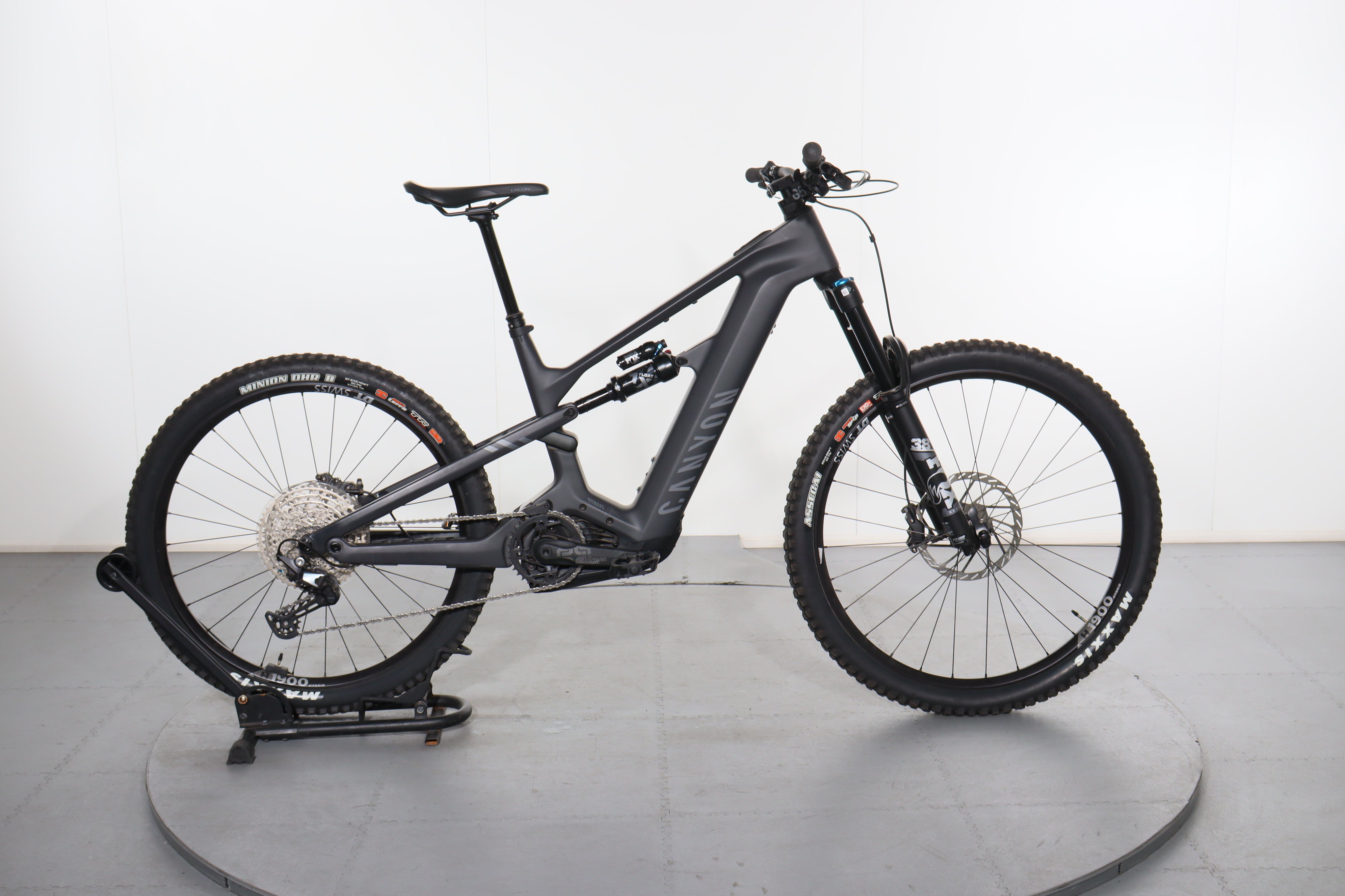 Canyon Strive:ON CFR e-bike refurbished Upway