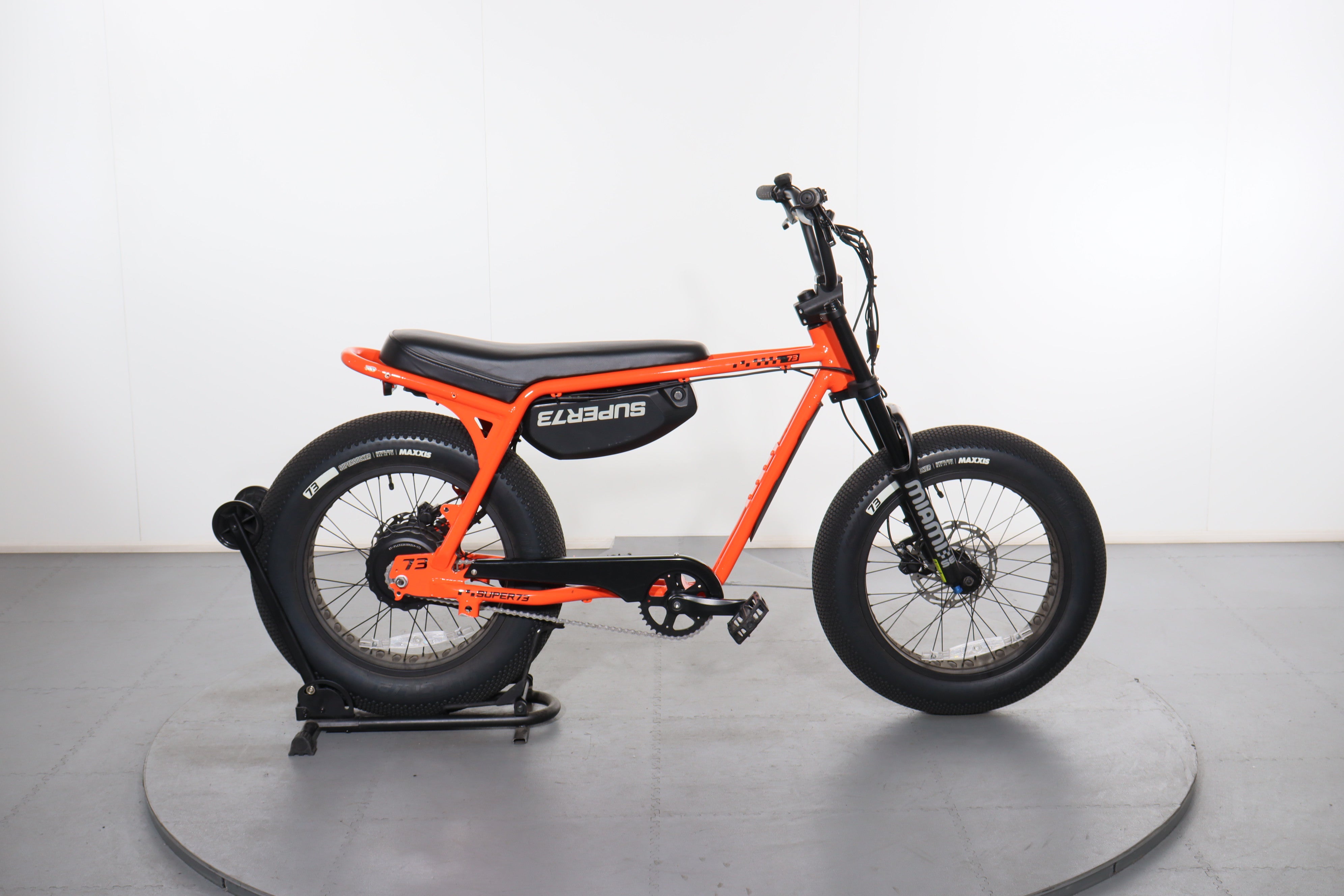 SUPER73-ZX | Comfortable Commuter