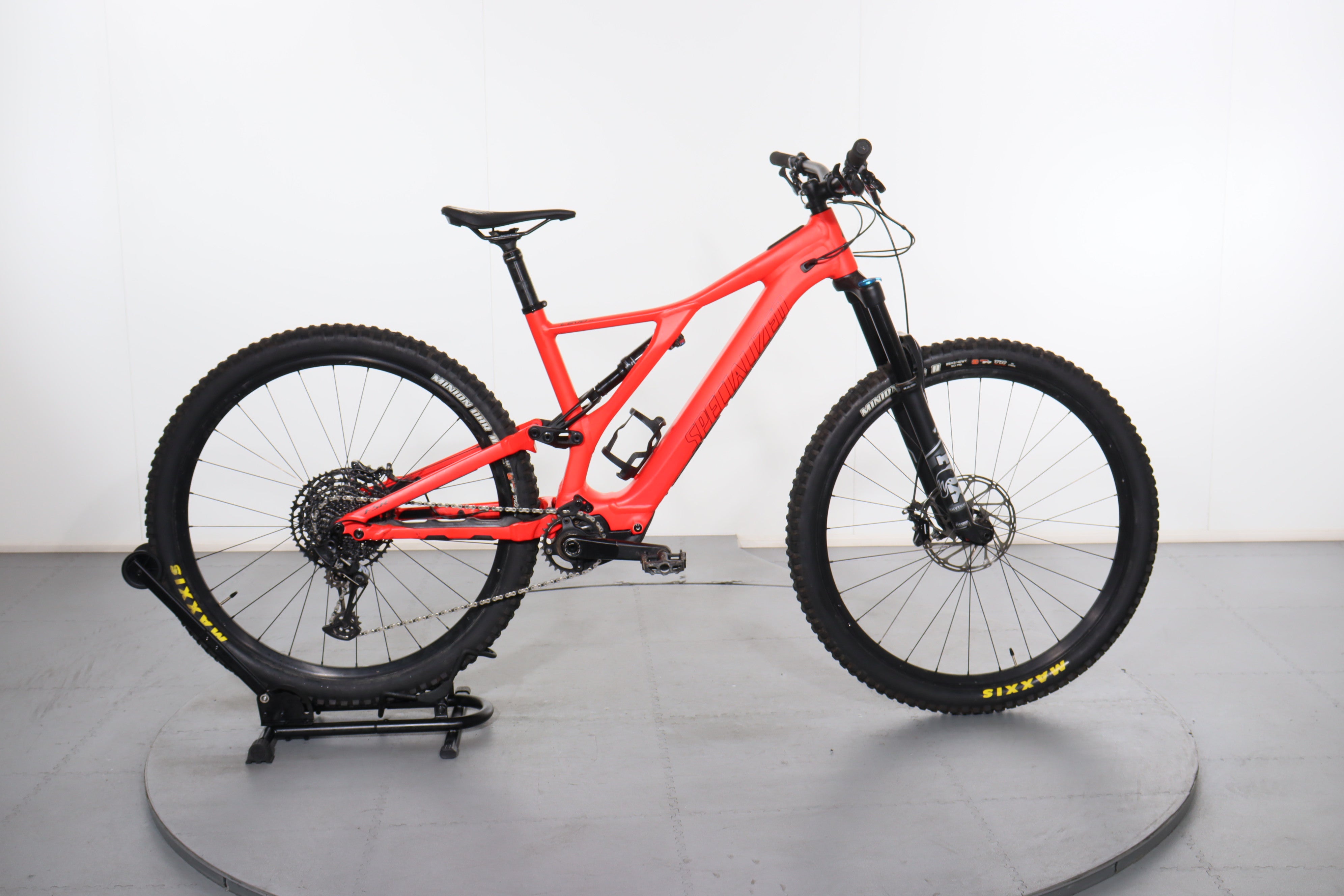 Specialized Turbo Levo SL Comp Mサイズ 2025 Specialized Turbo Levo SL Comp Carbon – Incycle Bicycles