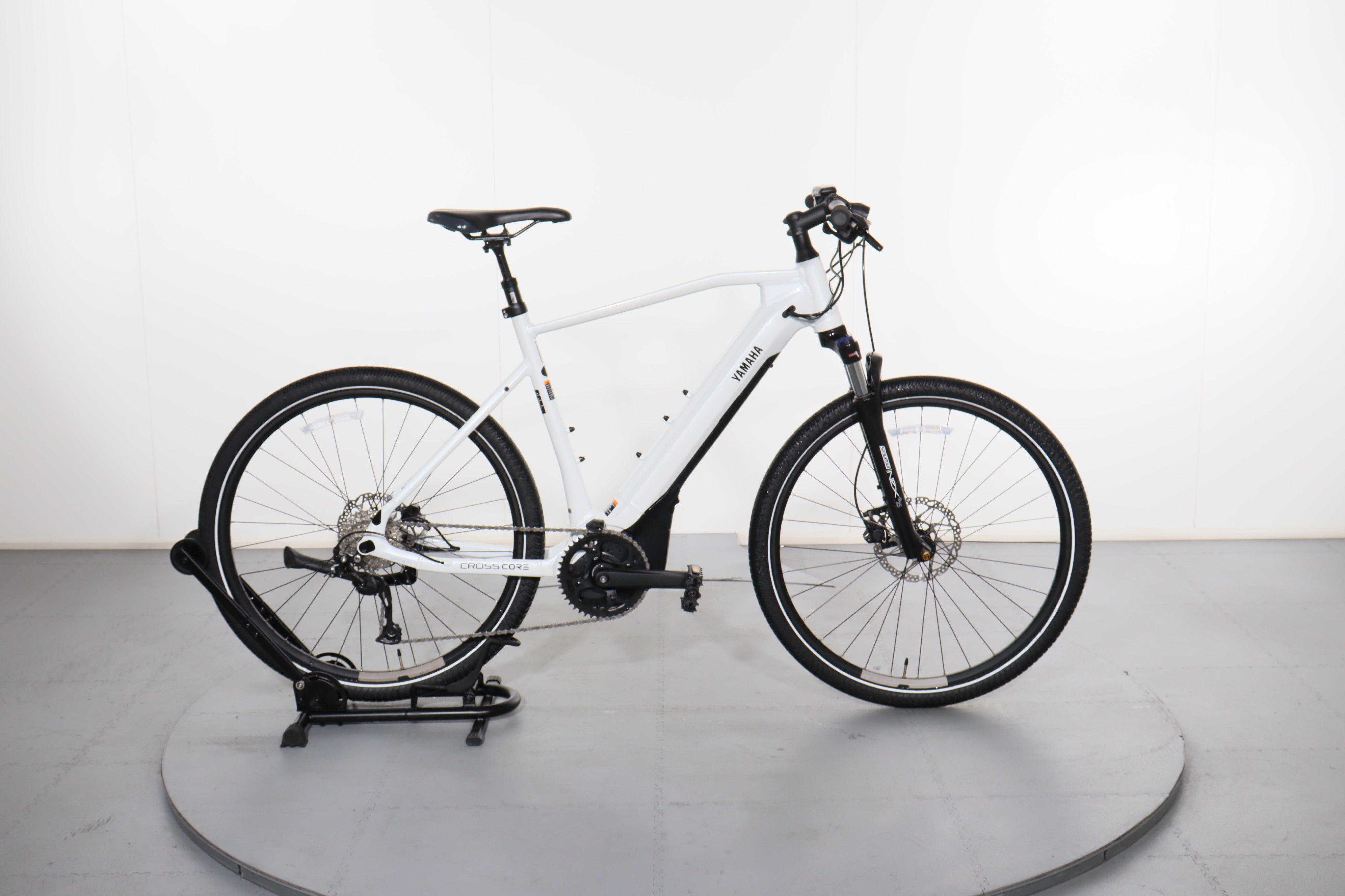 Certified Yamaha CrossCore RC e-bike | Upway