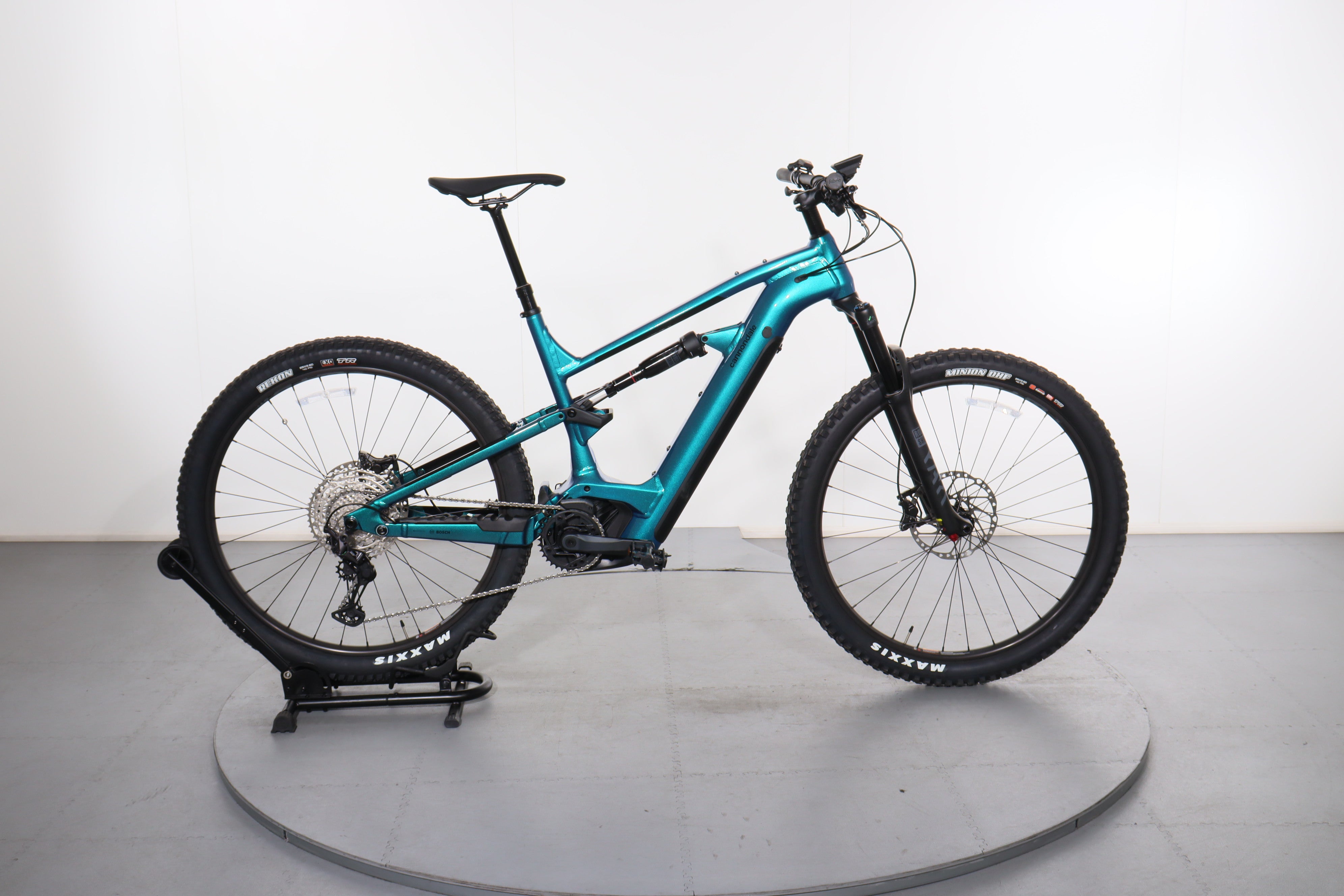 Cannondale Electric Bikes: discover our e-Bikes for sale | Upway