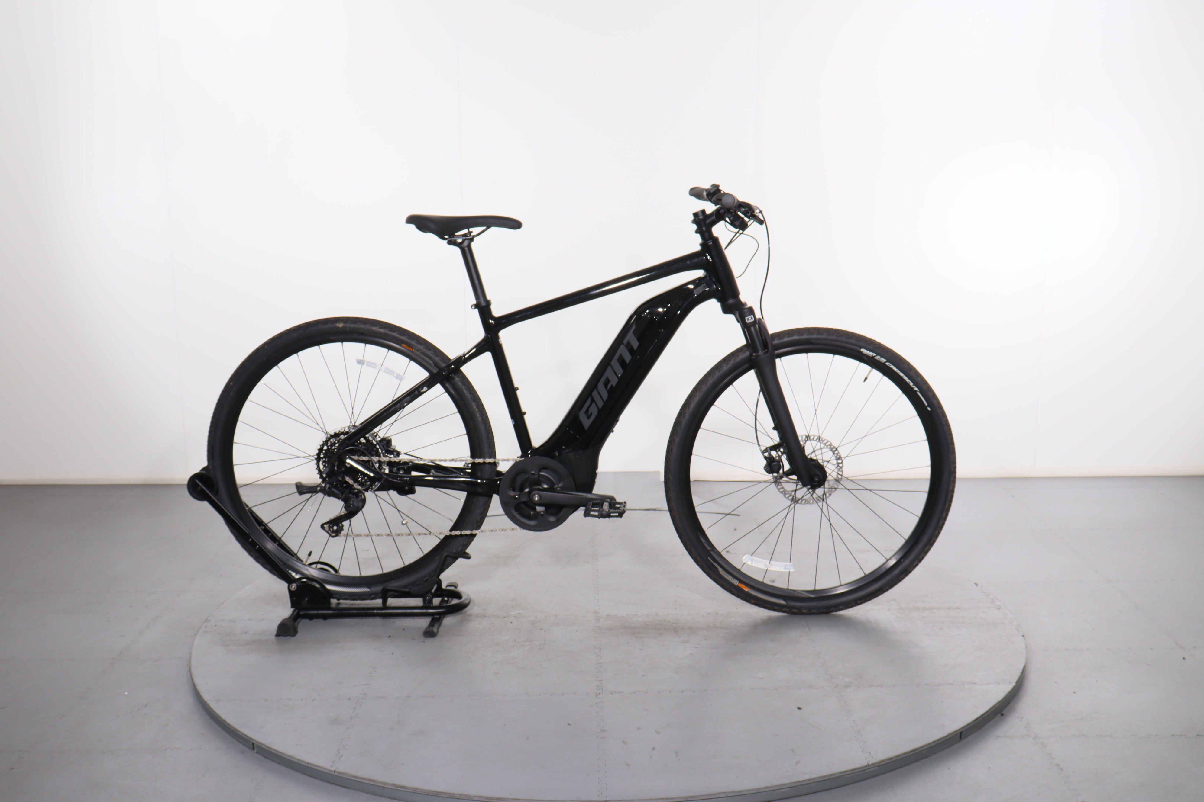 Hybrid Bike Roam Bicycles Giant Roam E+ GTS Hybrid Bike Roam Bicycles Giant Roam E+ GTS