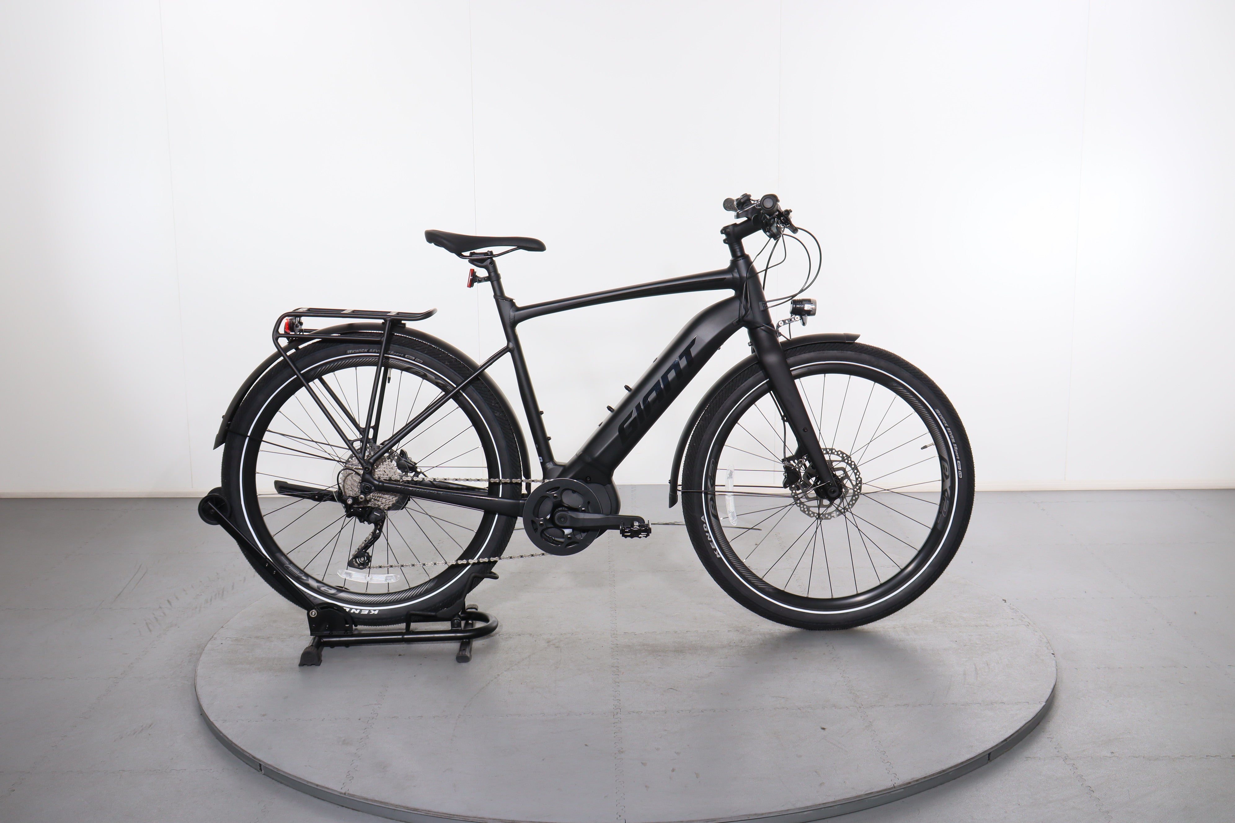 Certified Giant FastRoad E+ EX Pro e-bike | Upway