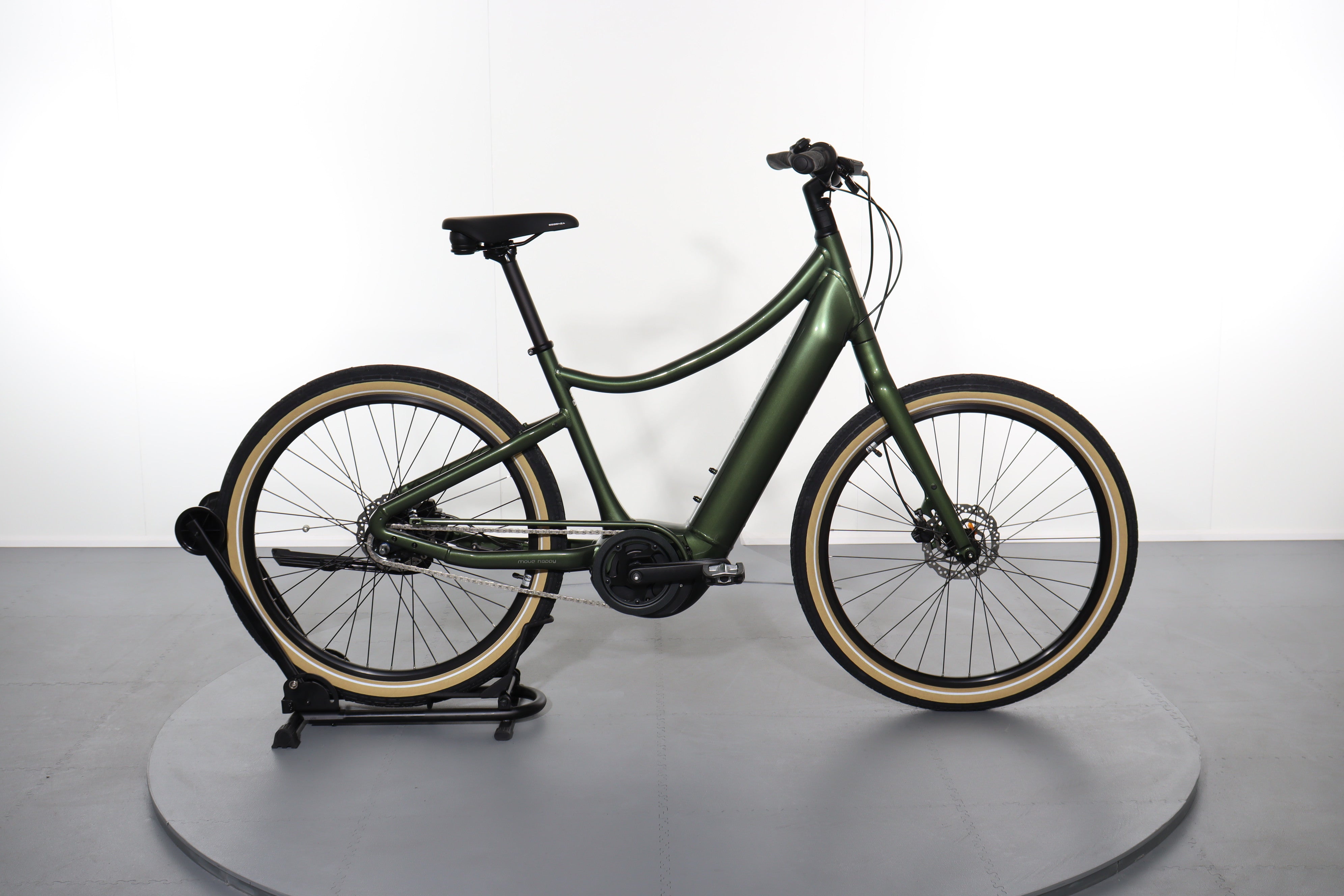 Momentum Vida E+ Mid-Step e-bike refurbished