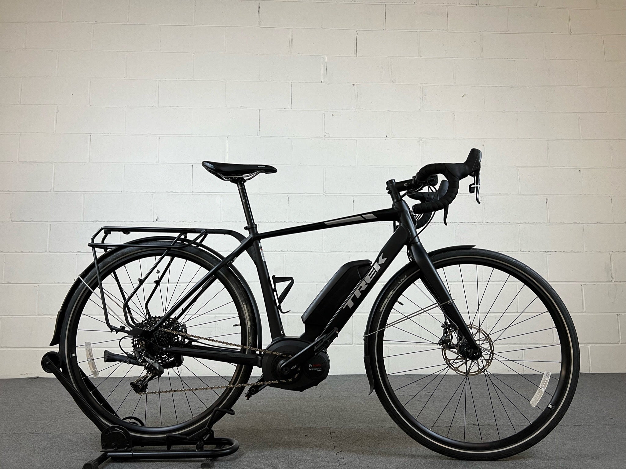 trek urban bike Trek CrossRip+ e-bike refurbished