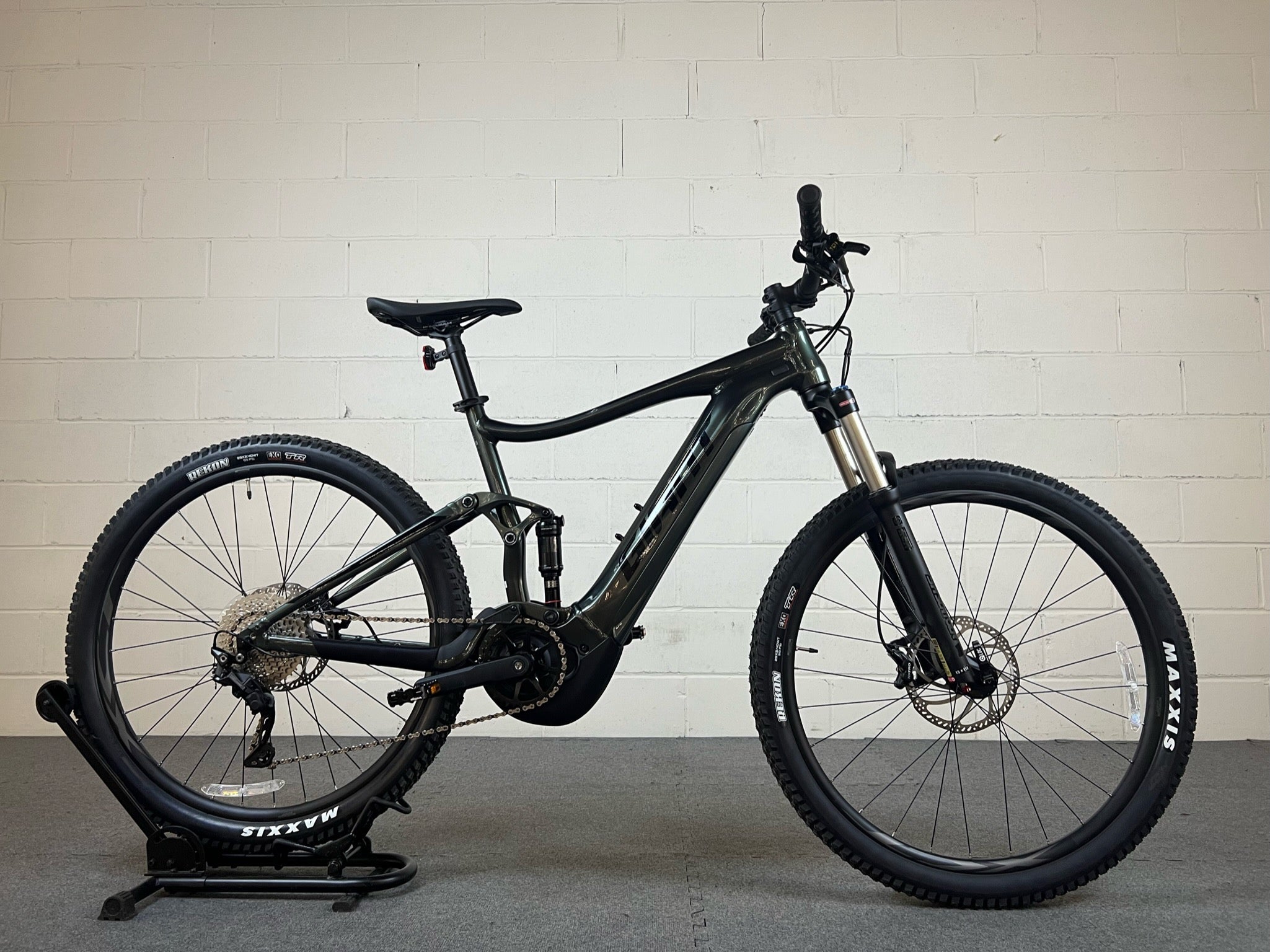 Giant Stance E+2 e-bike refurbished Upway