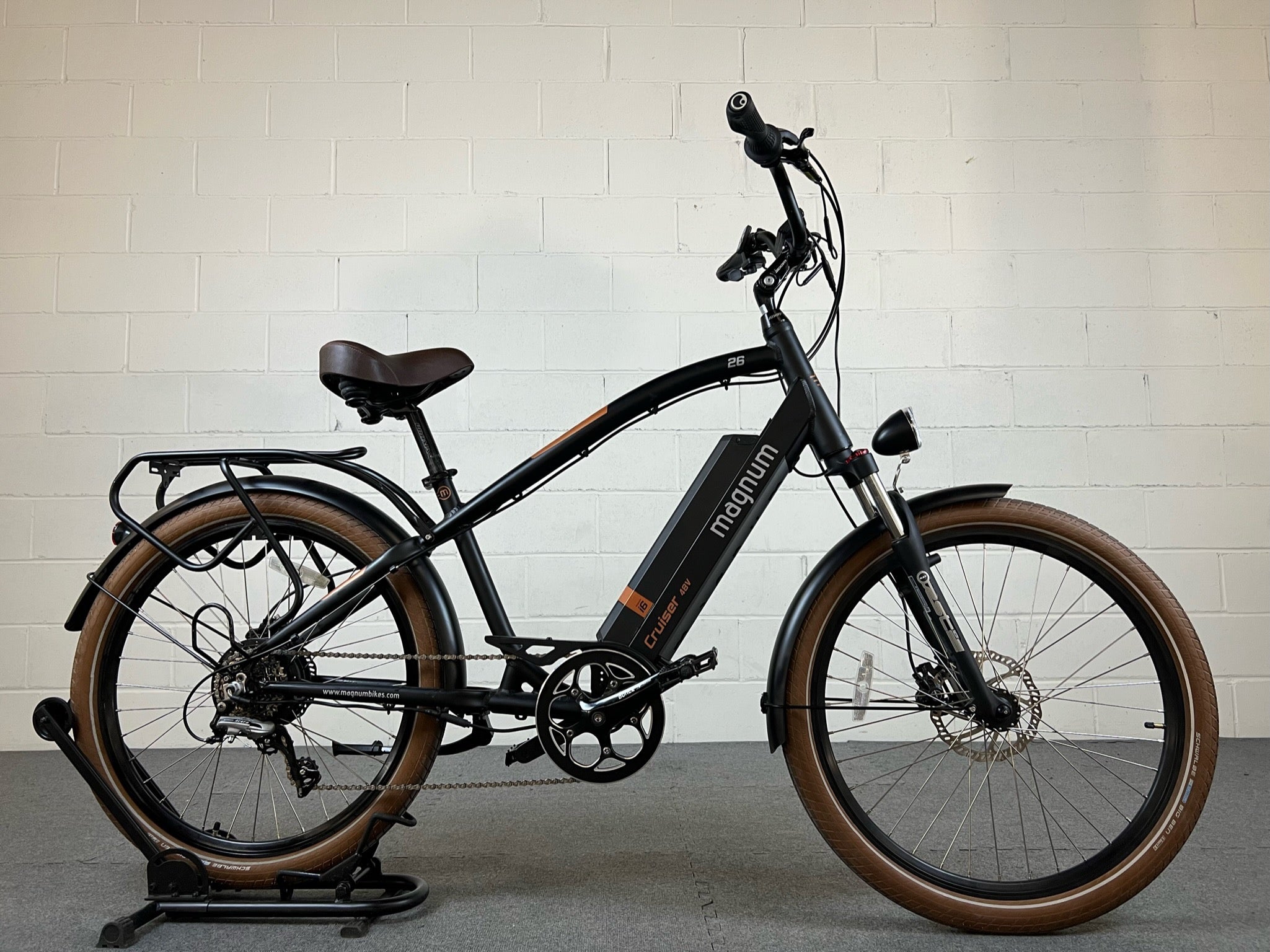 Magnum cruiser electric discount bike