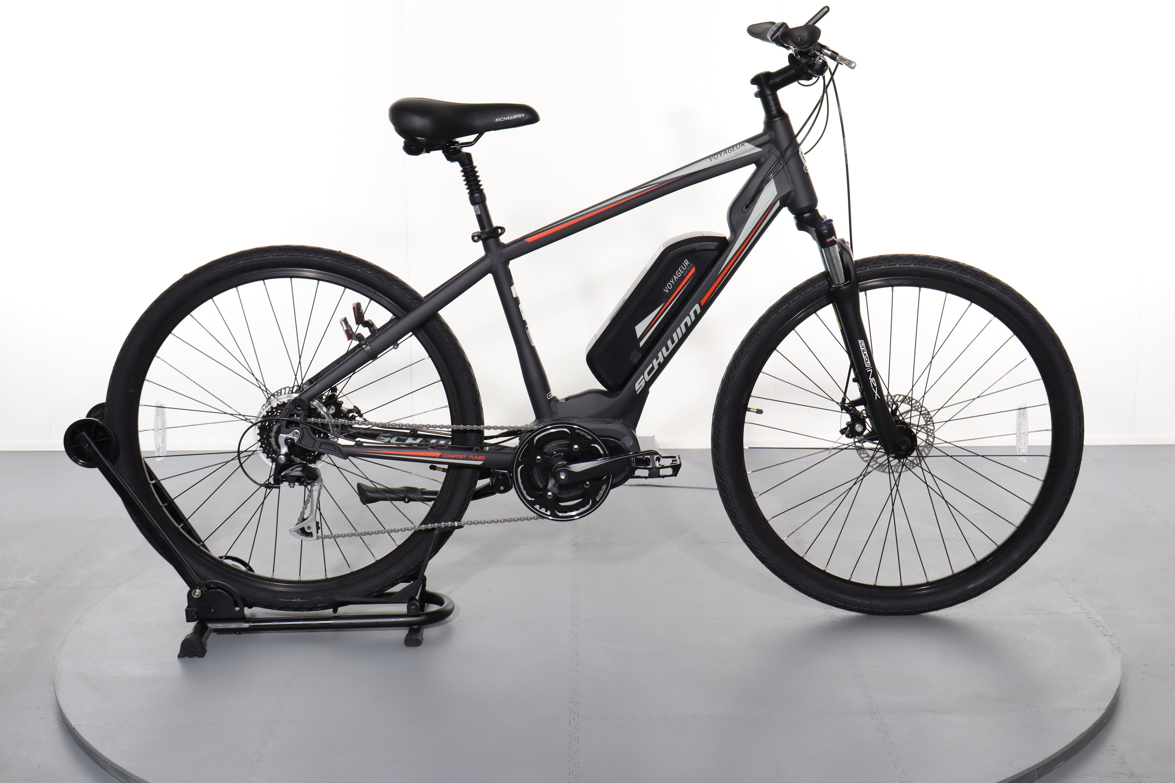 schwinn voyageur bicycle Schwinn Voyageur Mid-Drive e-bike refurbished