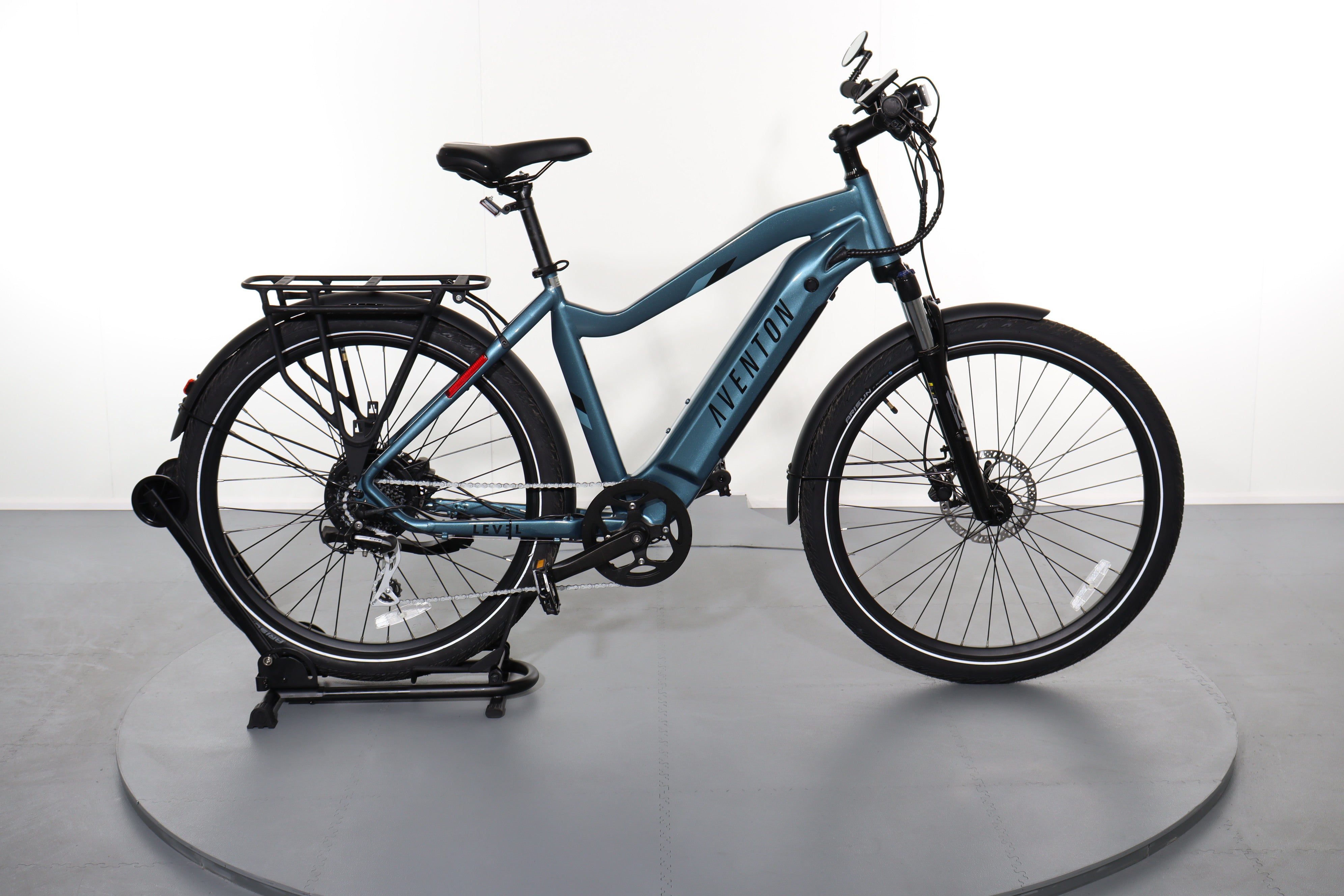 Aventon Level Step Over e-bike refurbished Upway - Main Image