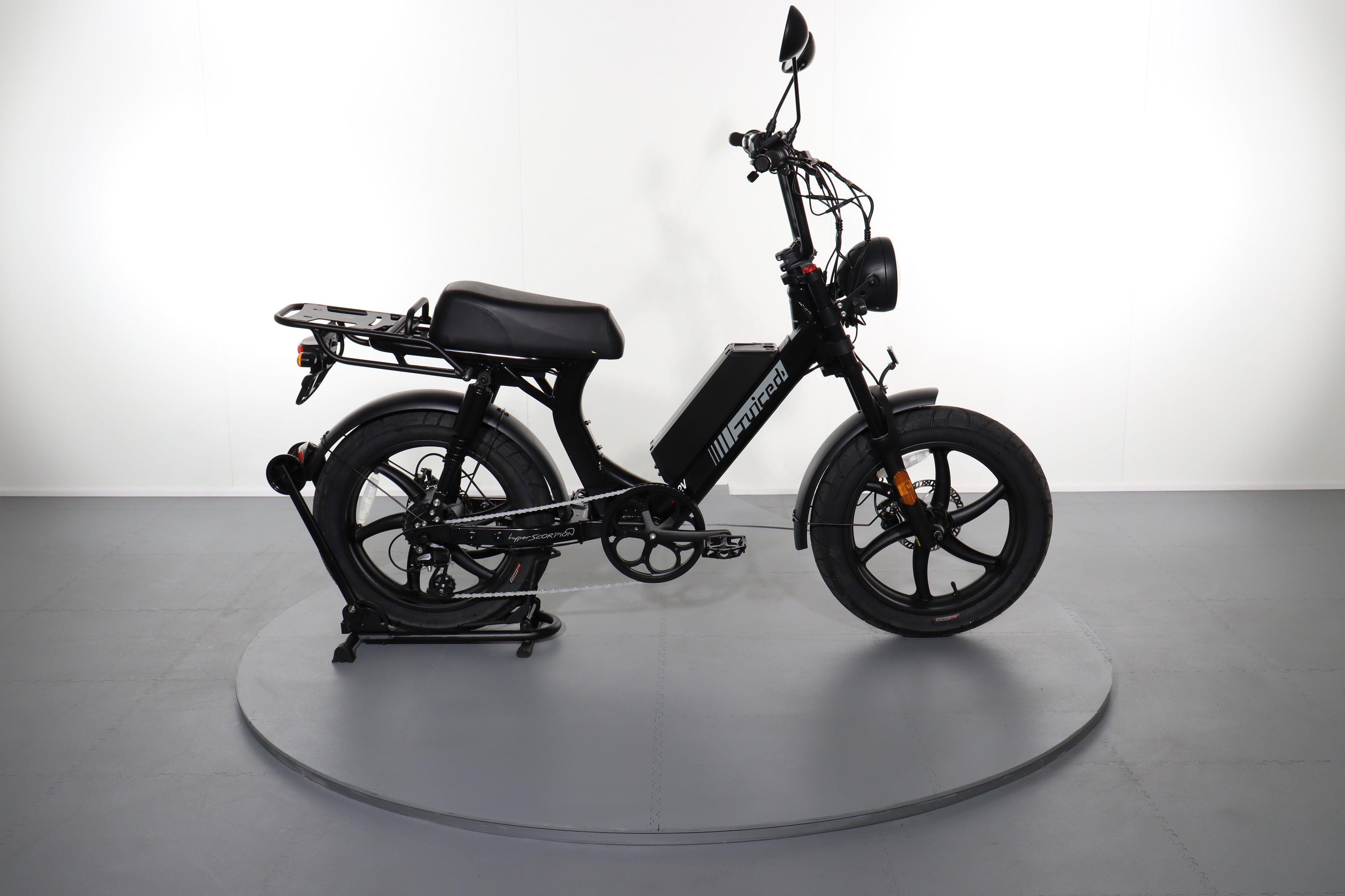 Hyper scorpion hot sale electric bike