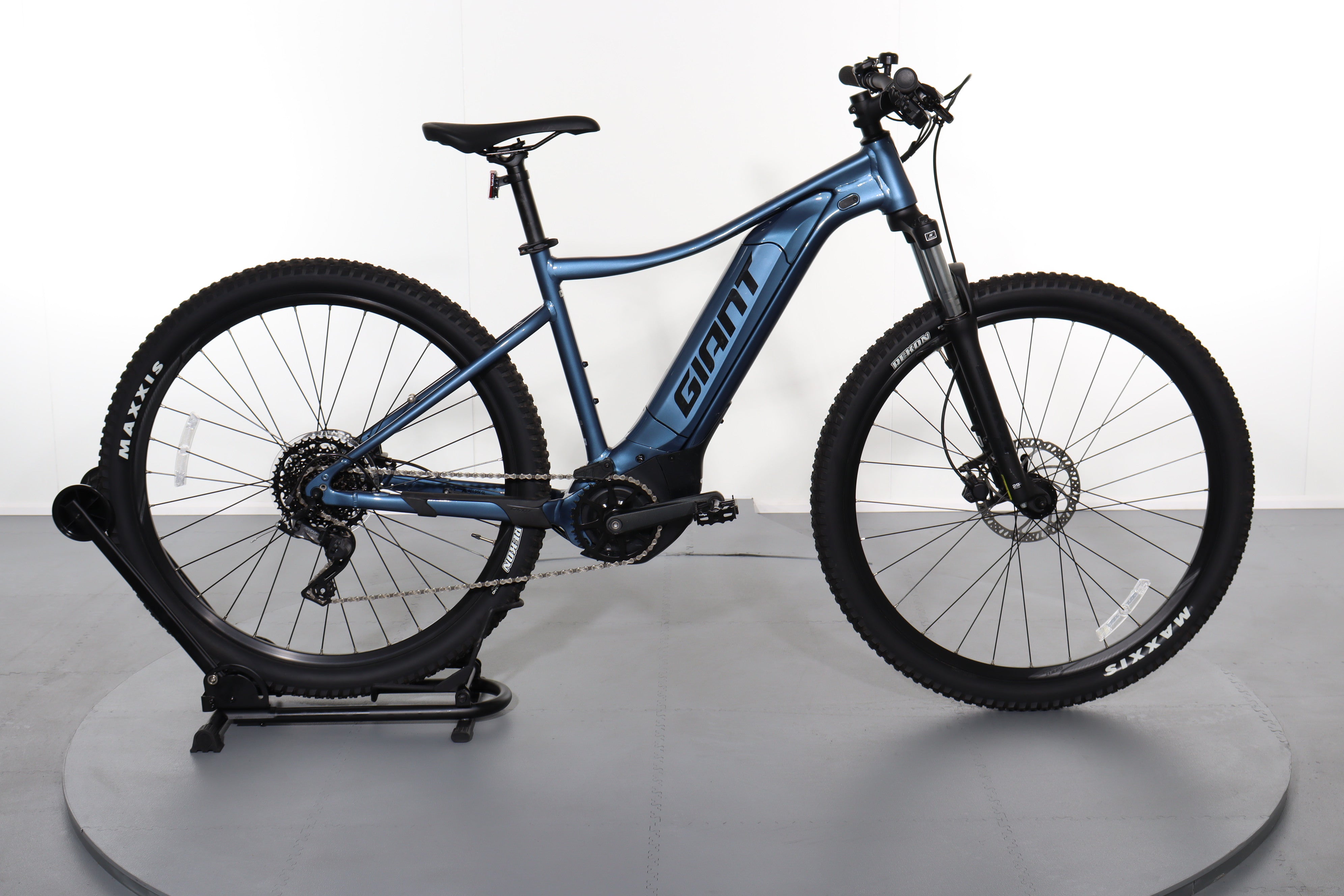 Giant Talon E 3 e bike refurbished Upway