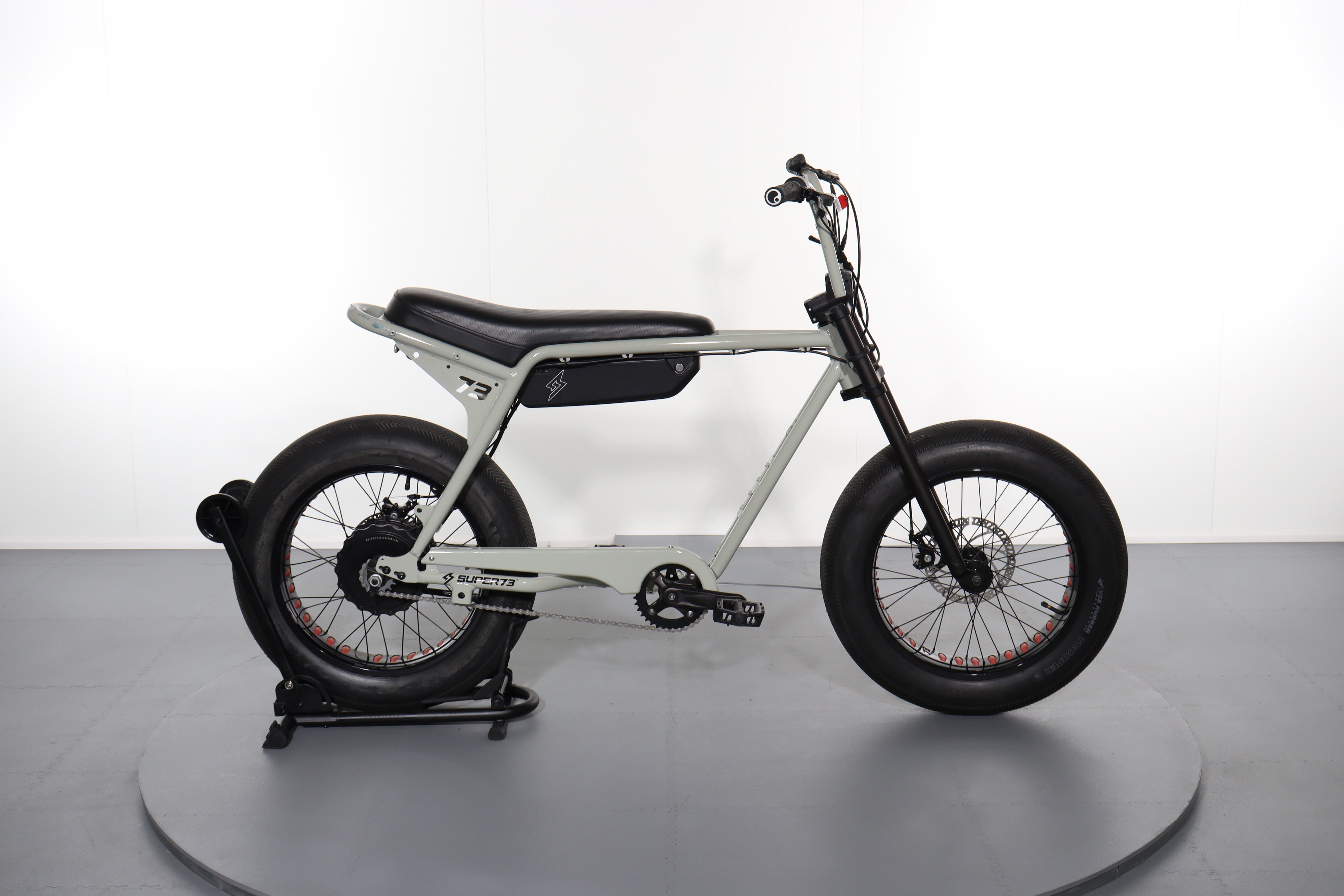 super Selfish SUPER73-ZX | Comfortable Commuter