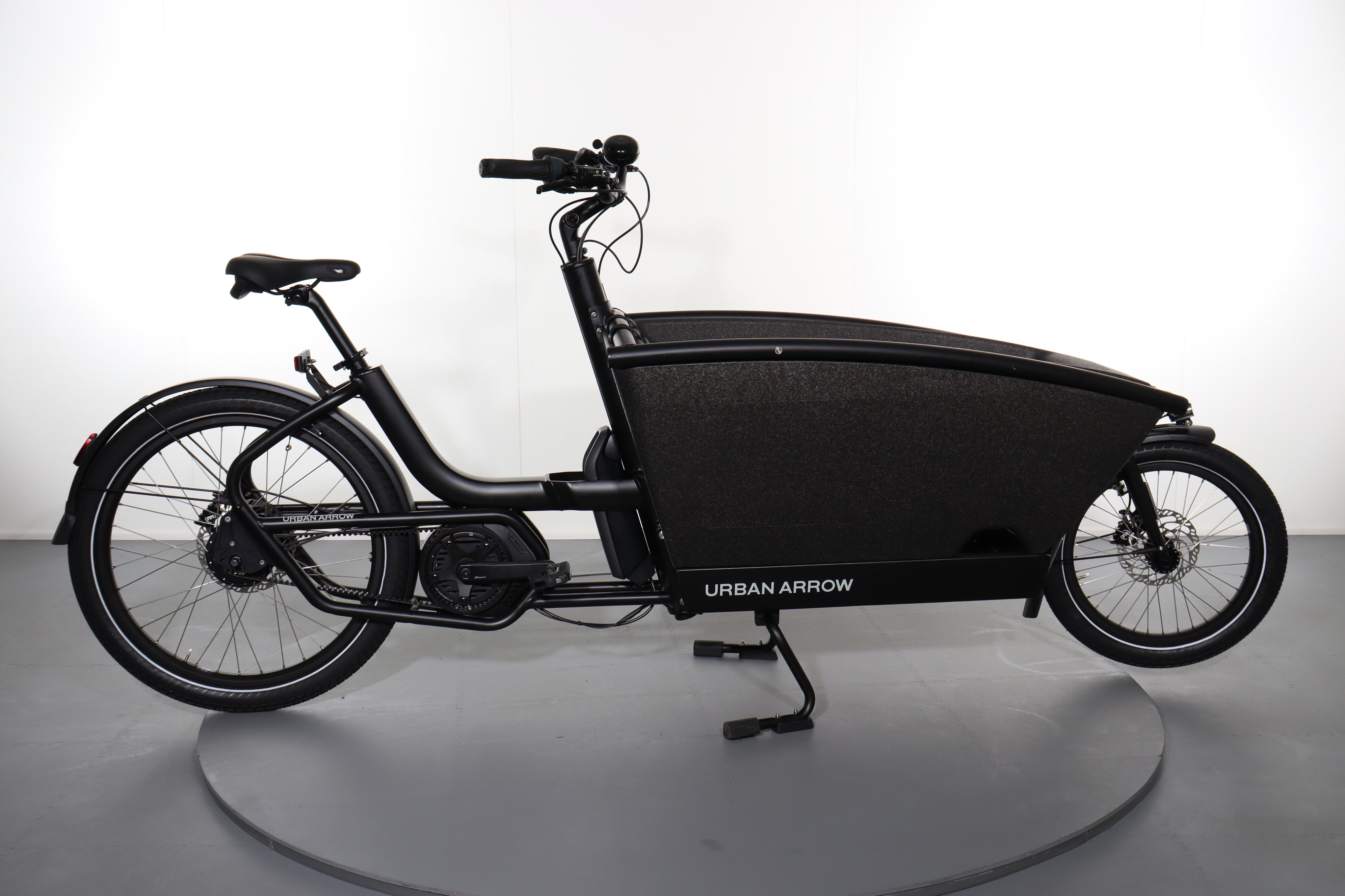 cargo bike urban Urban Arrow Family Cargo e-bike refurbished